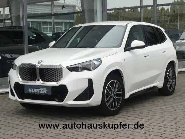 BMW X1 xDrive30 M Sportp. ACC+°AHK°HUP+Harm.Kardon