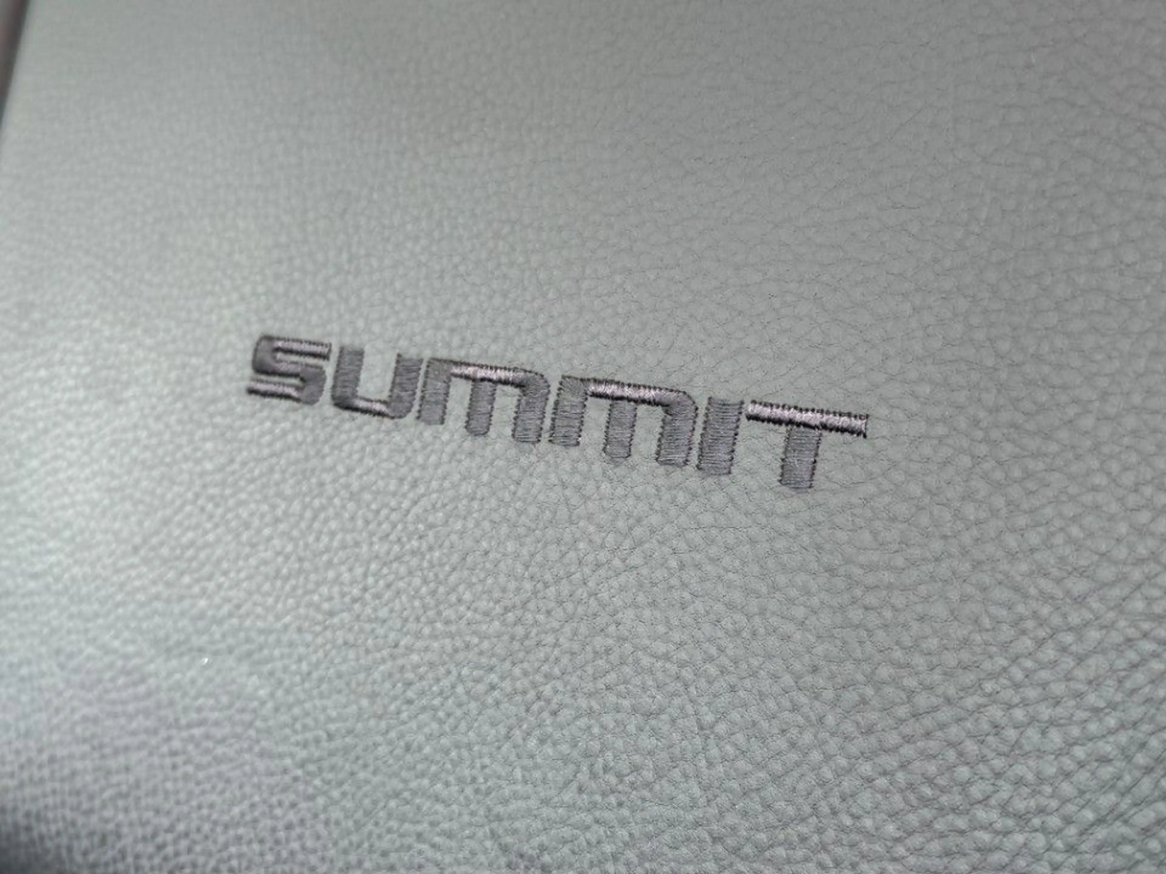 Jeep Grand Cherokee 3.0 CRD Summit — photo 12