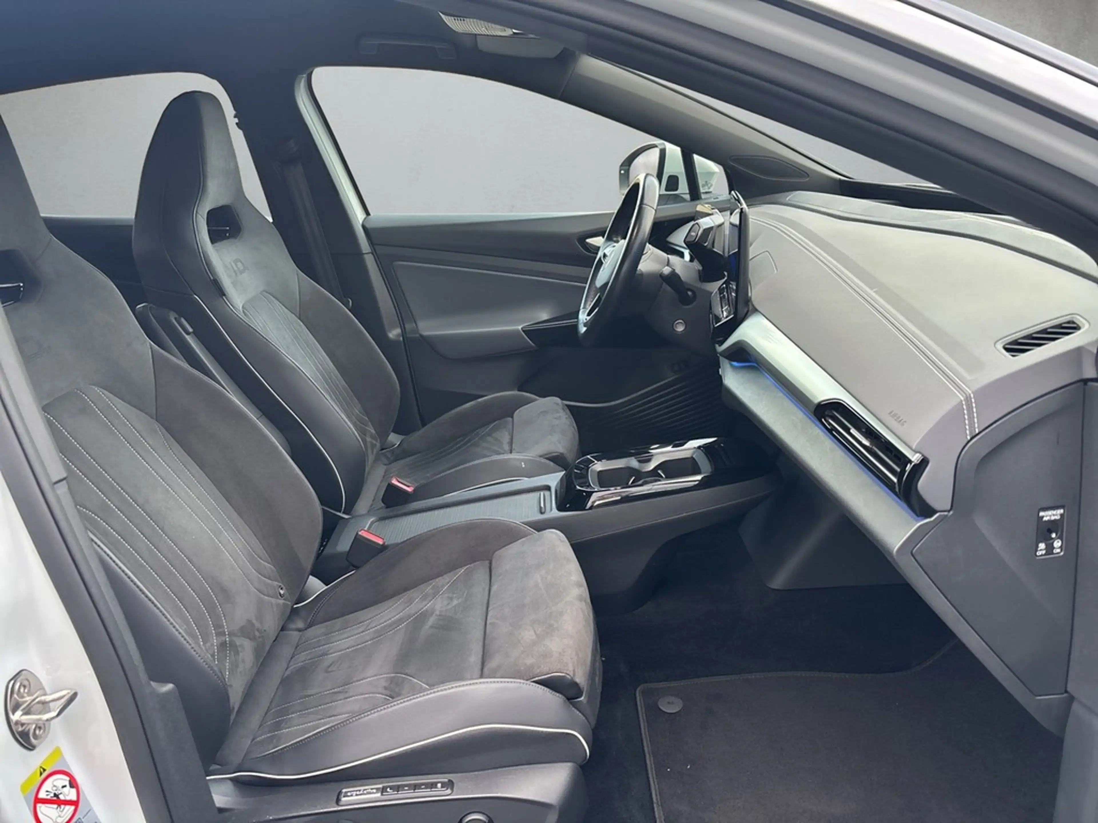 Volkswagen ID.5 Pro Performance *Wärmepumpe*Navi*AHK* — photo 15