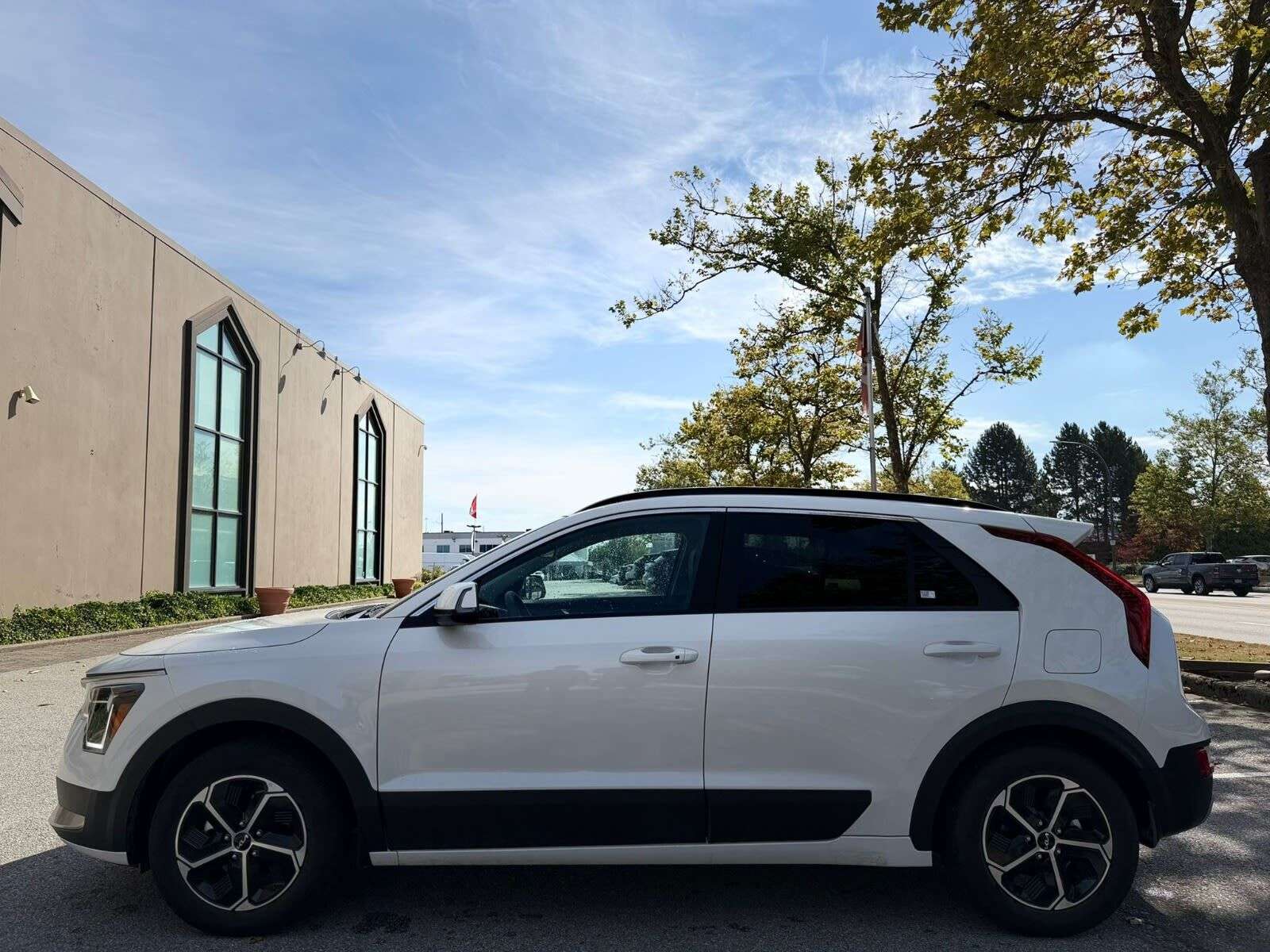 2026 Kia Niro EX HEV | NAVIGATION | LEATHER/CLOTH SEATS | PUSH S — снимка 1