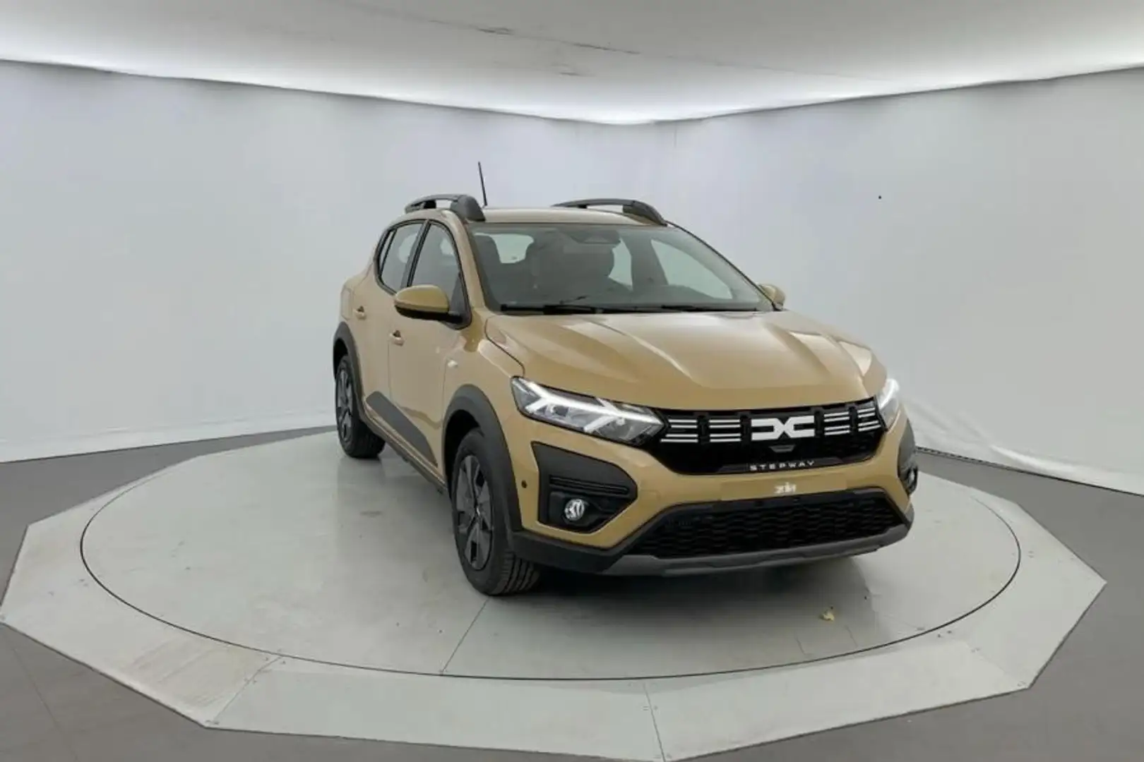 Dacia Sandero 1.0 TCE 90CH STEPWAY EXPRESSION -24 Beige - 1