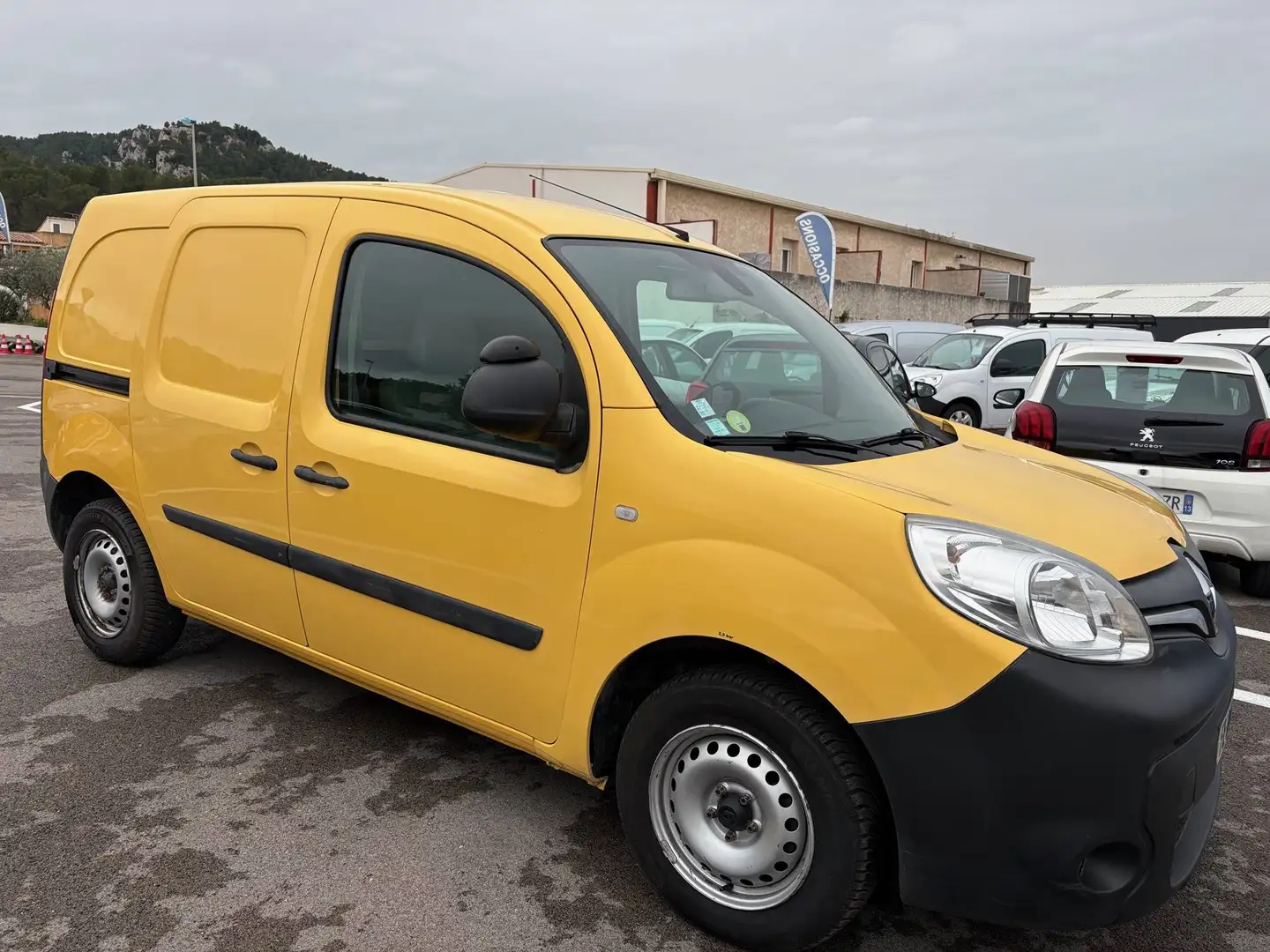 Renault Kangoo Express 1.5 DCI 75 Energy E6 Jaune - 2