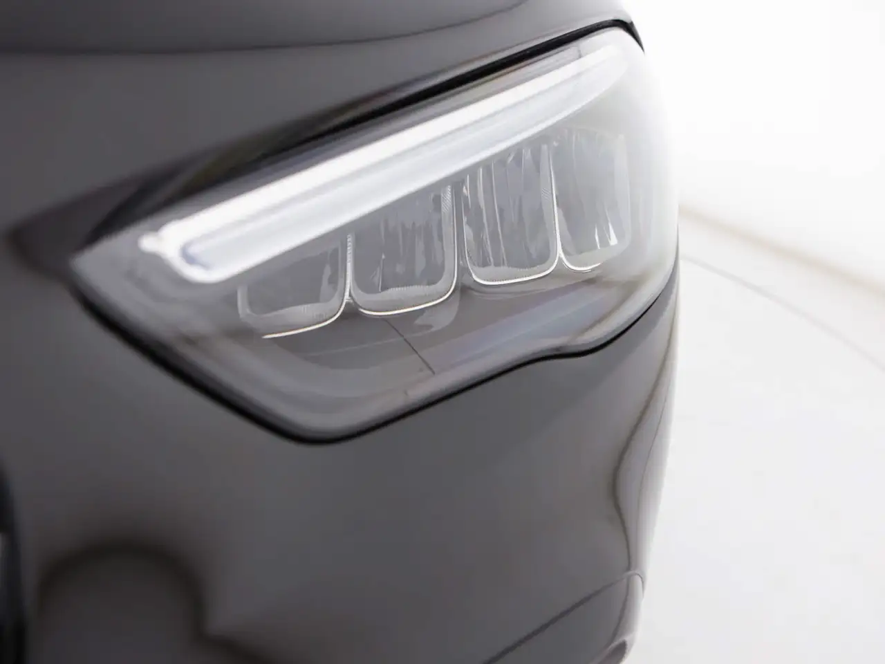 Mercedes-Benz GLA 180 d executive auto, миниатюра 8