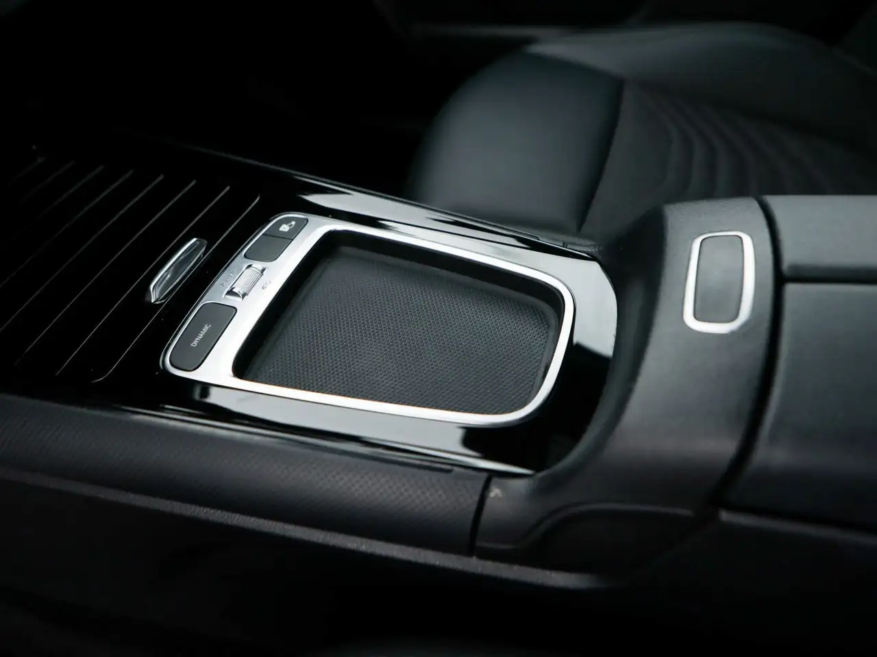 Mercedes-Benz GLA 180 d executive auto, миниатюра 17