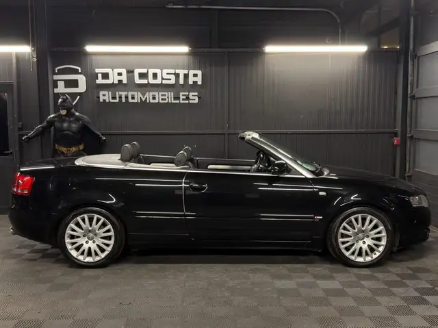 Audi A4 view 13