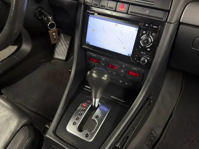 Audi A4 view 27
