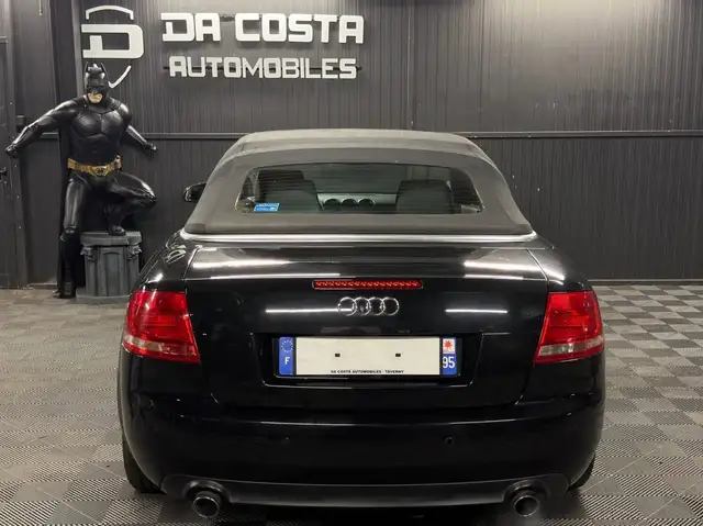 Audi A4 view 10