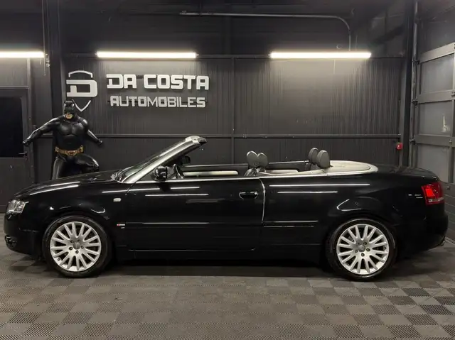Audi A4 view 8