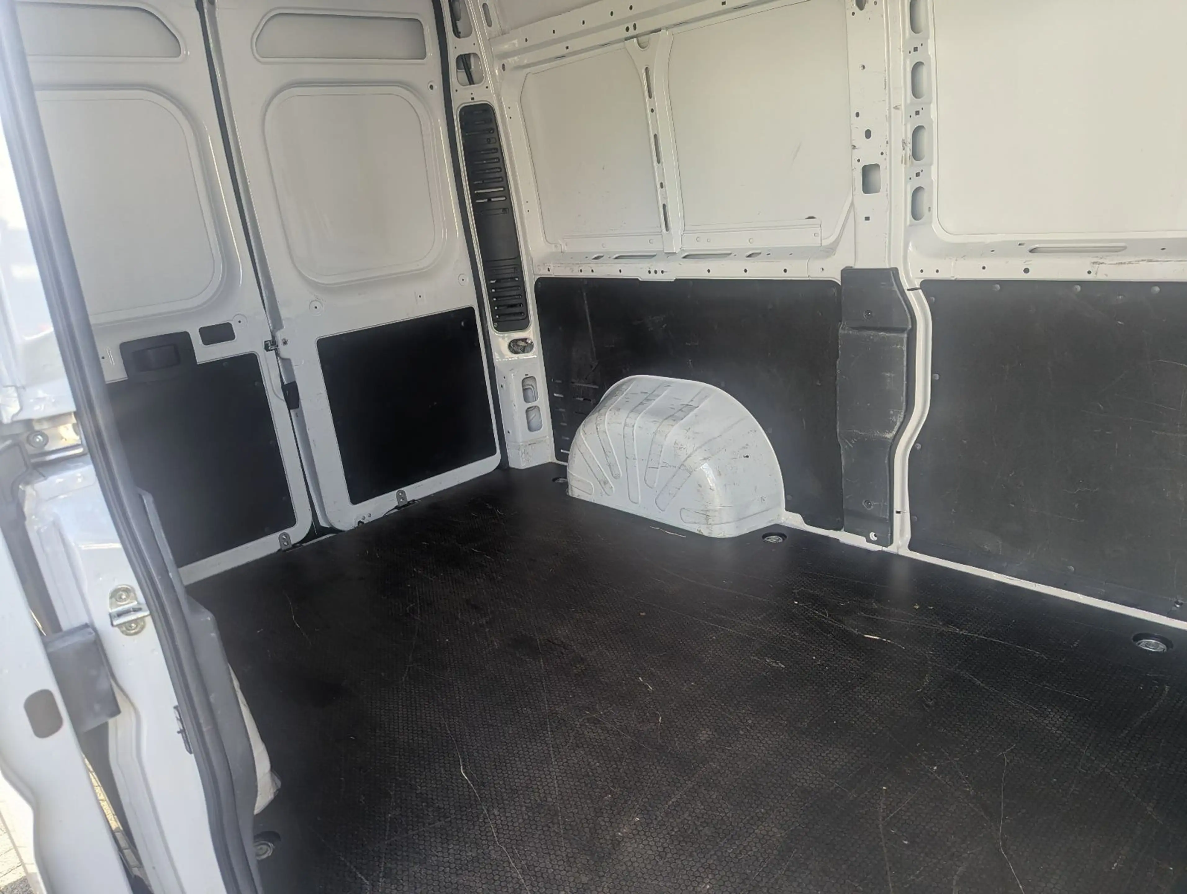 Fiat Ducato Hochr.-Kasten 30 140 L2H2 RS: 3450 mm — photo 8