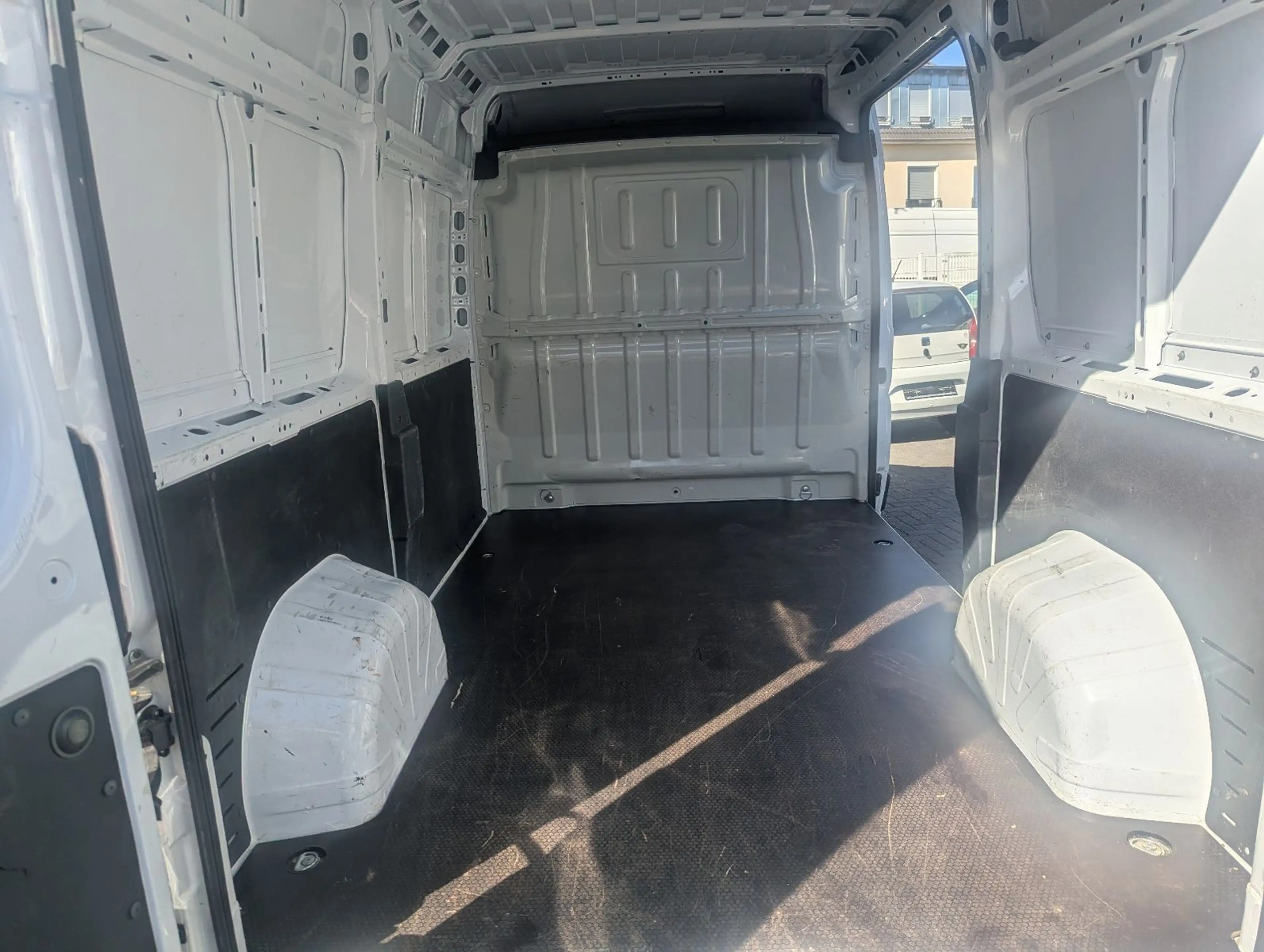 Fiat Ducato Hochr.-Kasten 30 140 L2H2 RS: 3450 mm — photo 6