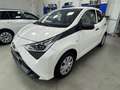 Toyota AYGO X / 36tkm orig. / Klima / 5 türer Білий - thumbnail 3
