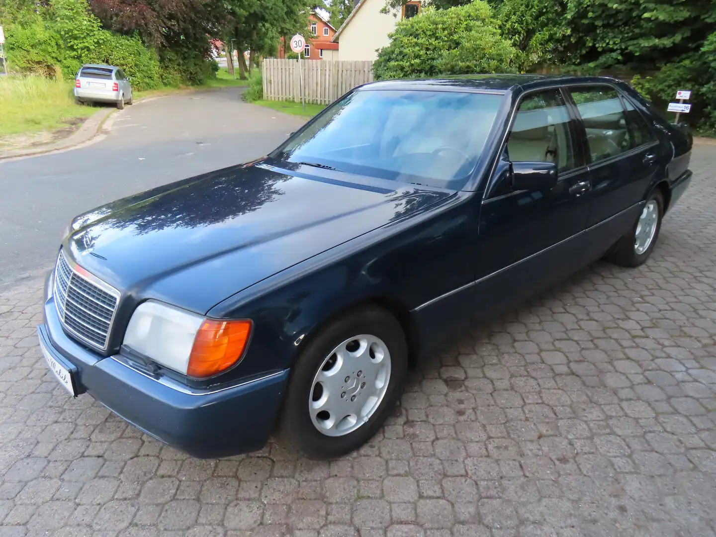 Mercedes-Benz S 600 SEL *1.Hand*viele Extras*TV*VHS*Einzelsitze Fond* Blue - 2