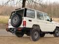 Toyota Land Cruiser 4.0i V6 24v VIP - thumbnail 3