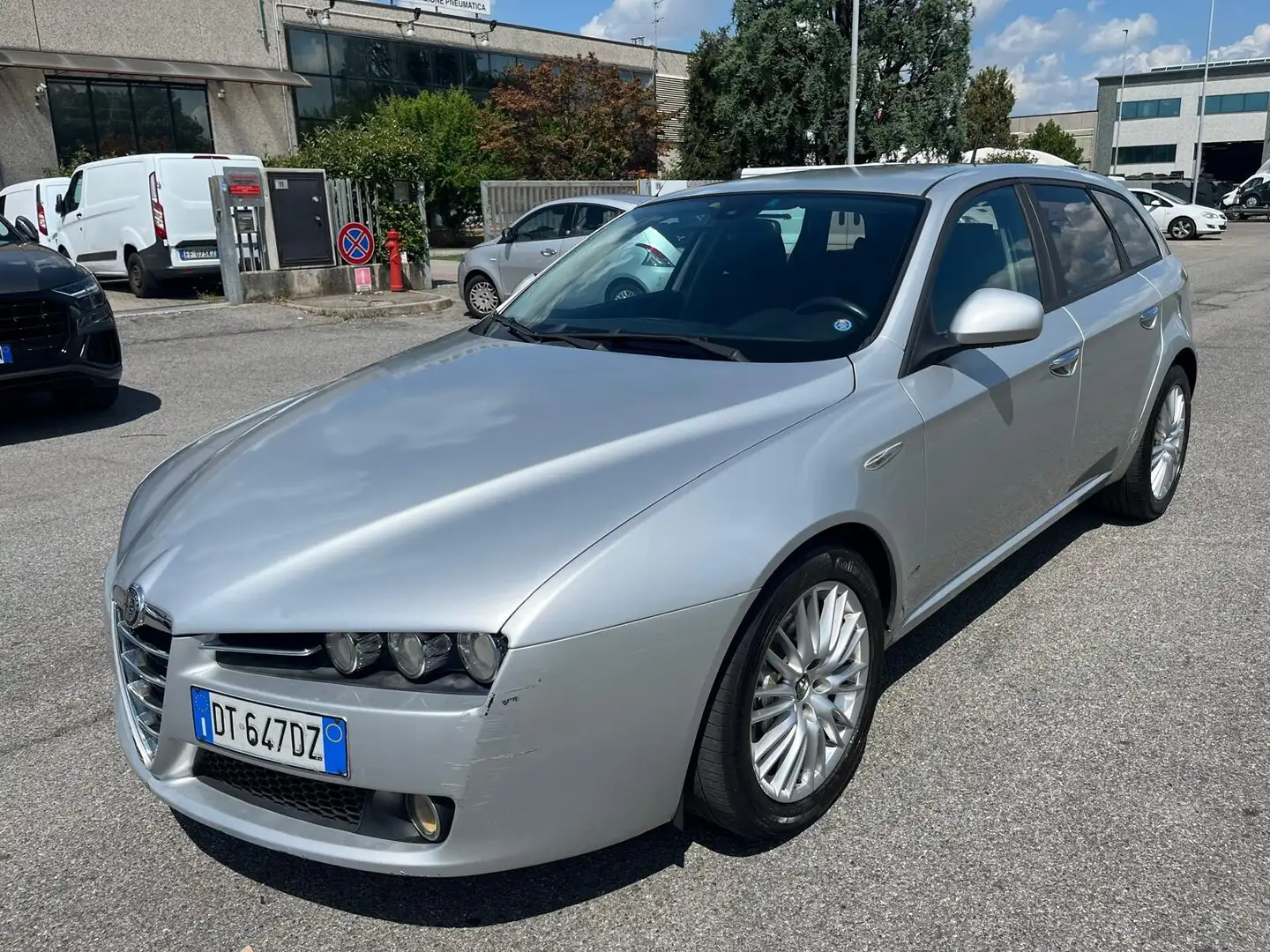 Alfa Romeo 159 1.9 JTDm Sportwagon Distinctive Argento - 1