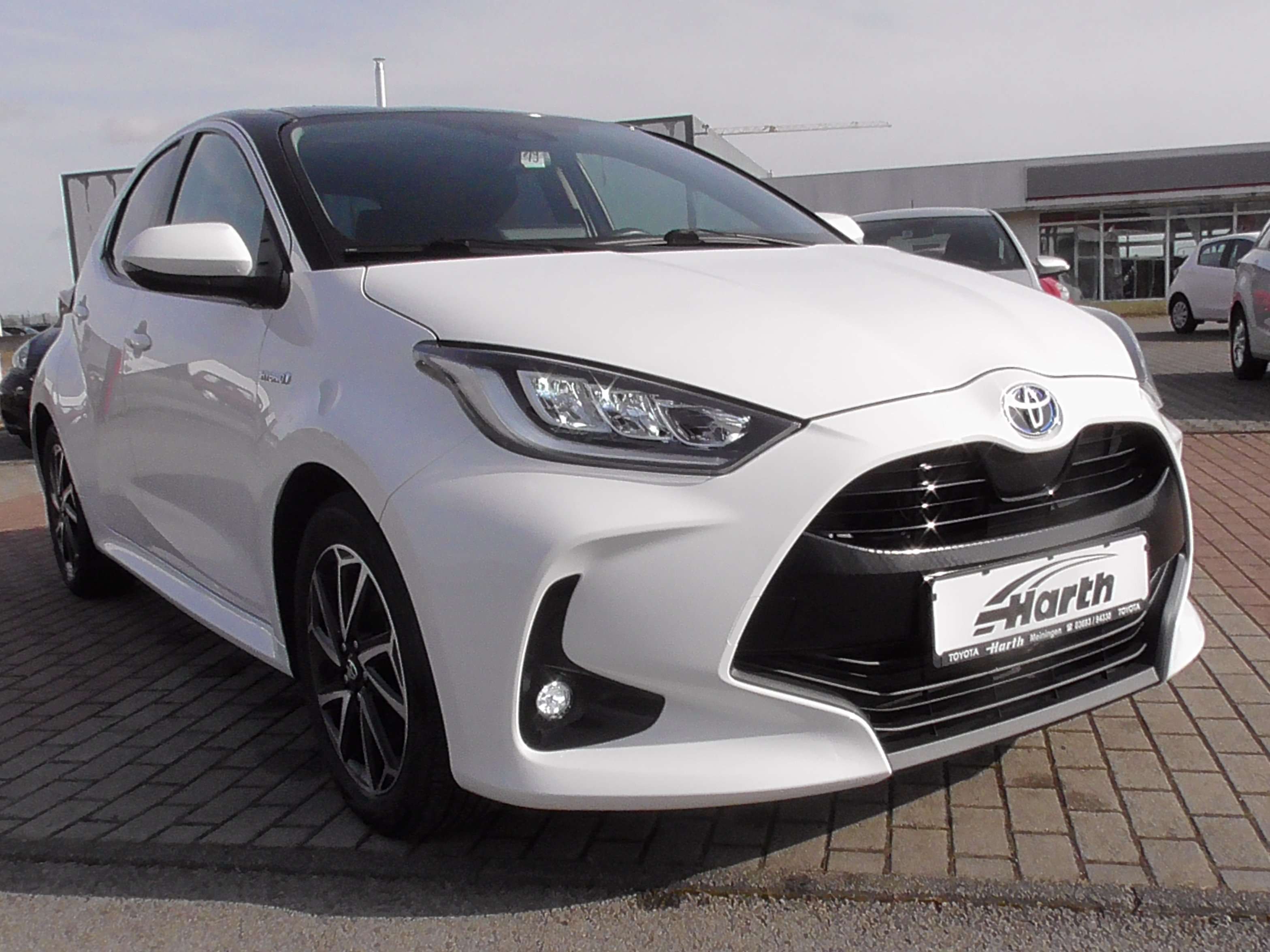 Second hand Toyota Yaris 