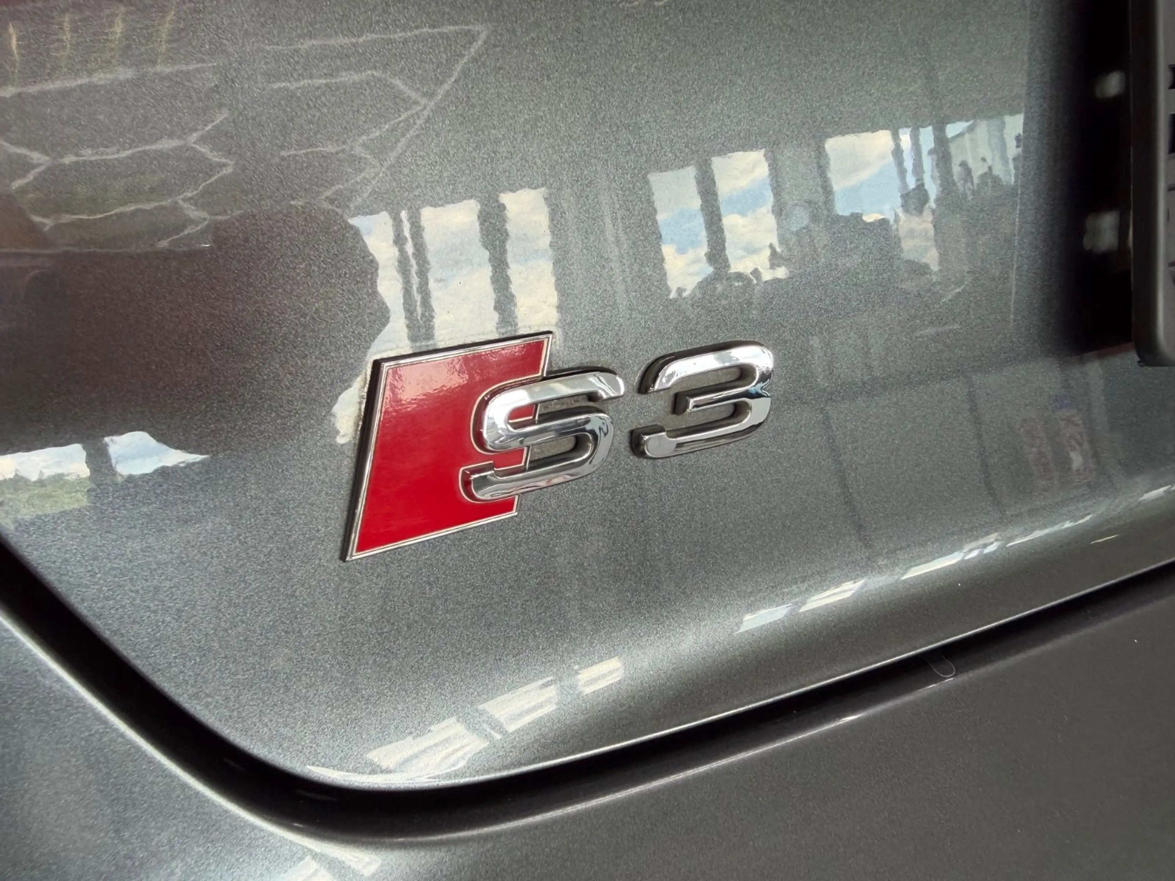 Audi S3 Sportback 2.0 TFSI quattro LEDER NAVI SHZ PDC — photo 8
