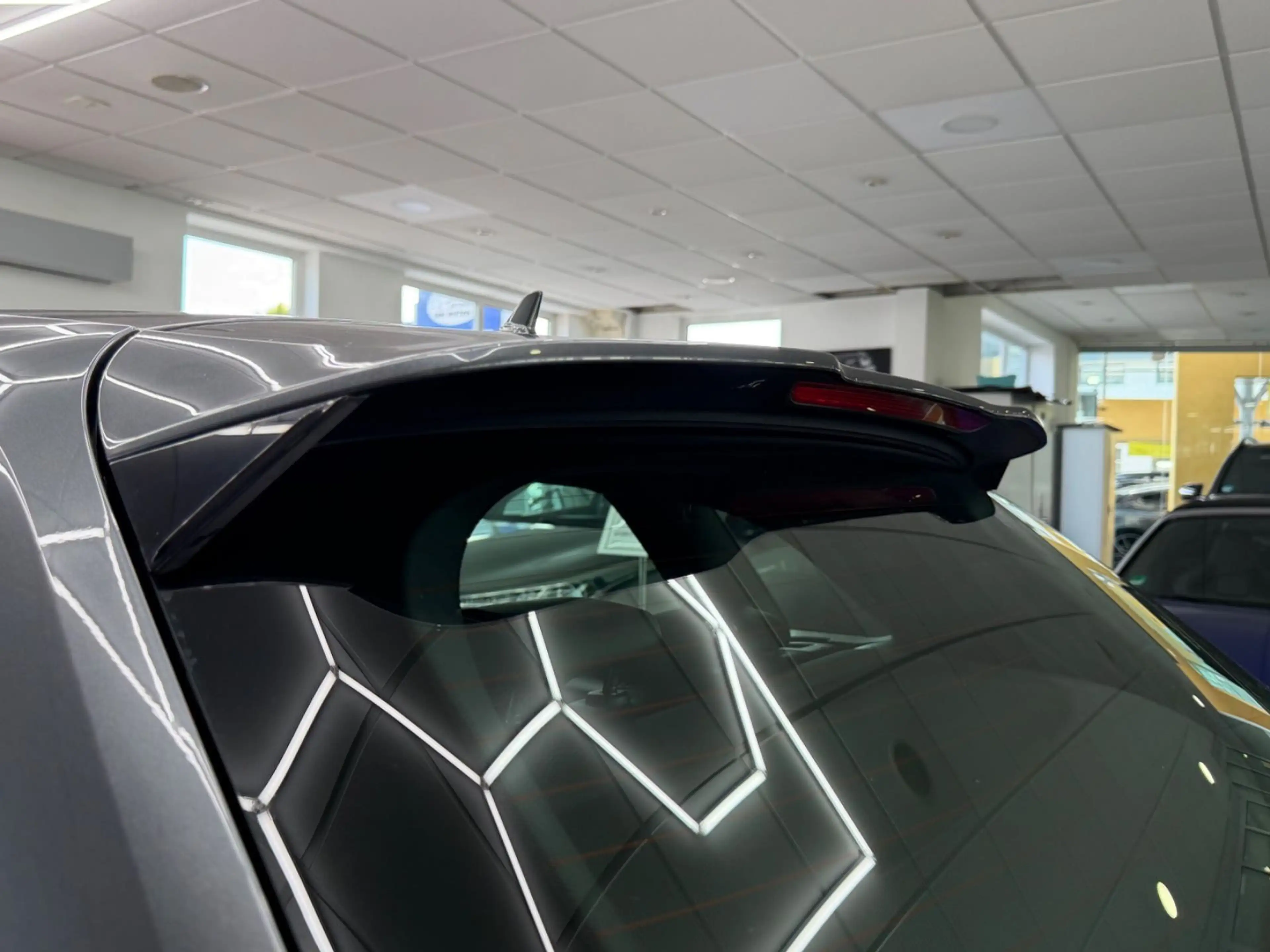 Audi S3 Sportback 2.0 TFSI quattro LEDER NAVI SHZ PDC — photo 9