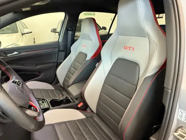 Volkswagen Golf view 15