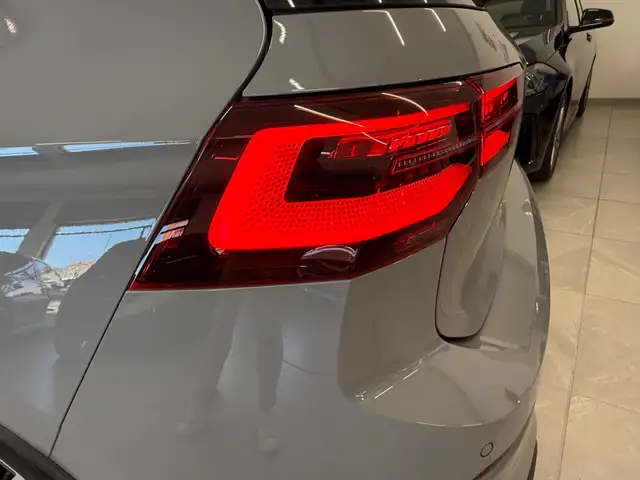 Volkswagen Golf view 22