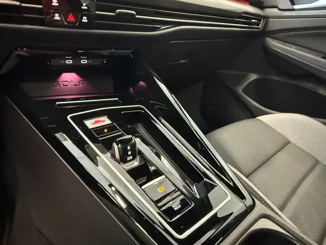 Volkswagen Golf view 16