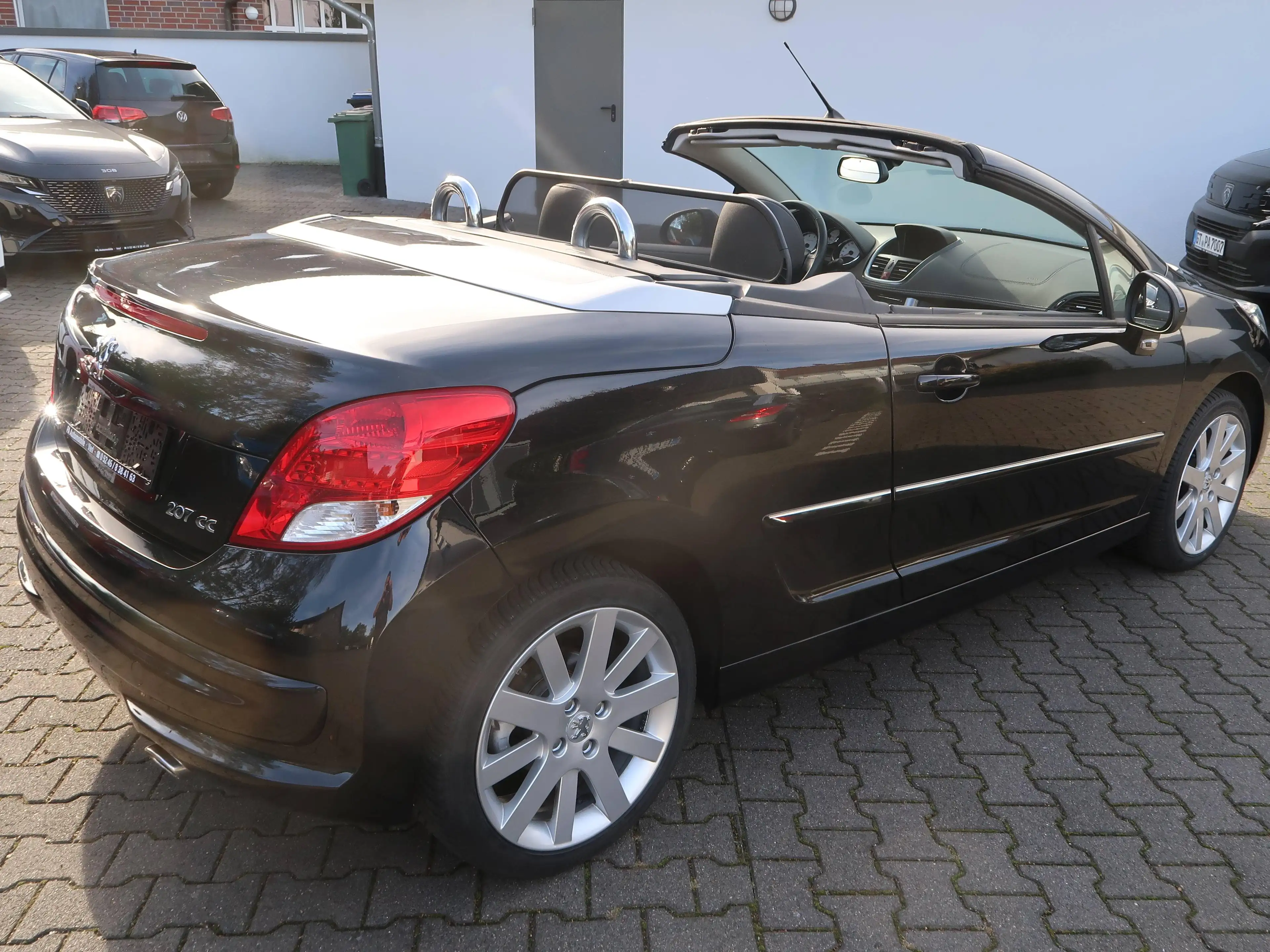 Peugeot 207 Allure*Navi*Leder*Automatik*27500km* — photo 5