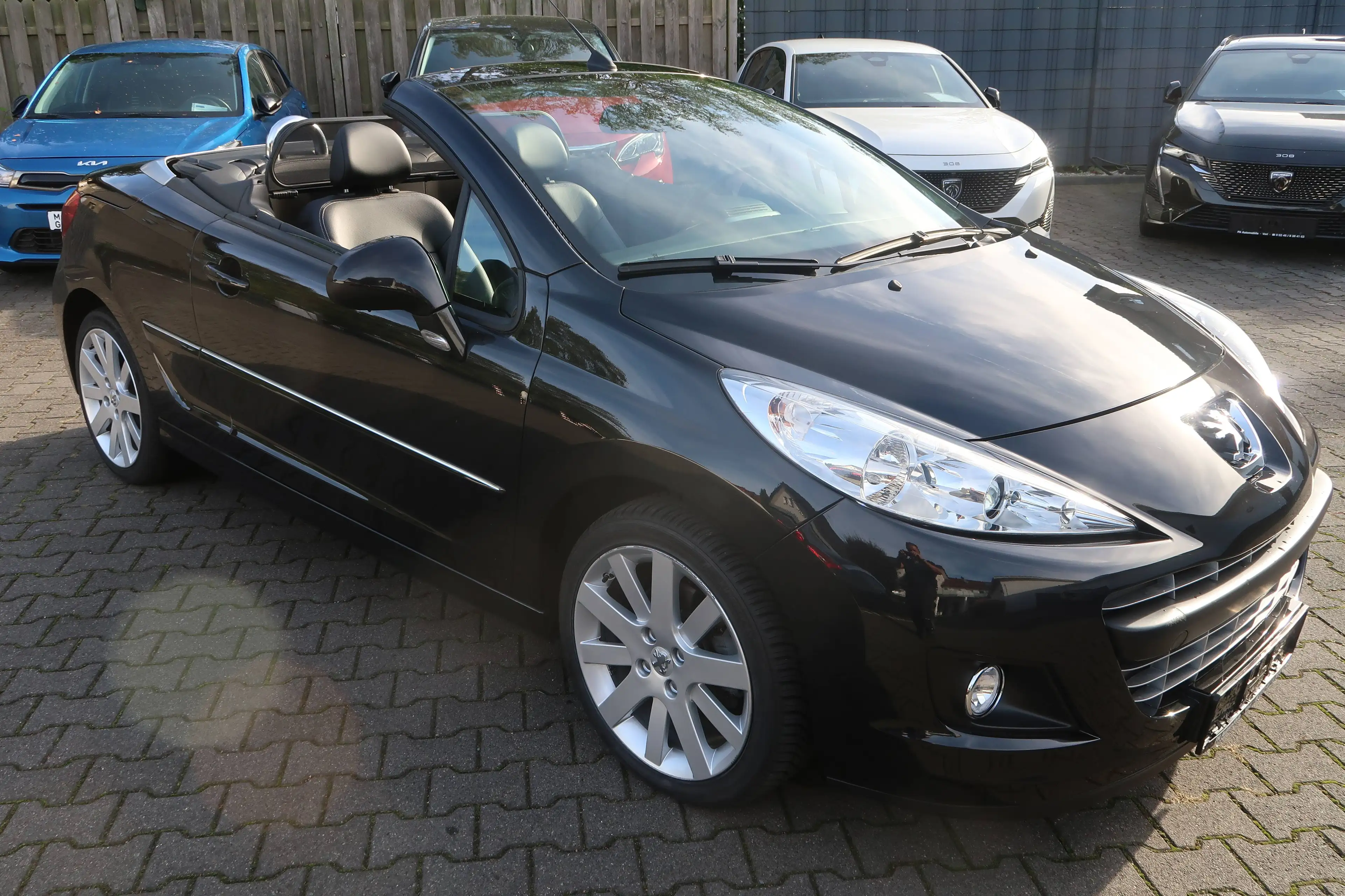 Peugeot 207 Allure*Navi*Leder*Automatik*27500km* — photo 3