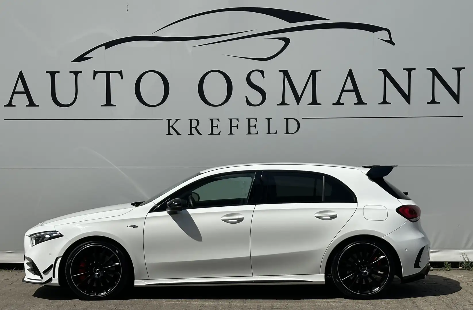 Mercedes-Benz A 35 AMG 4M Speedshift DCT 7G   AMGSportsitze Weiß - 2