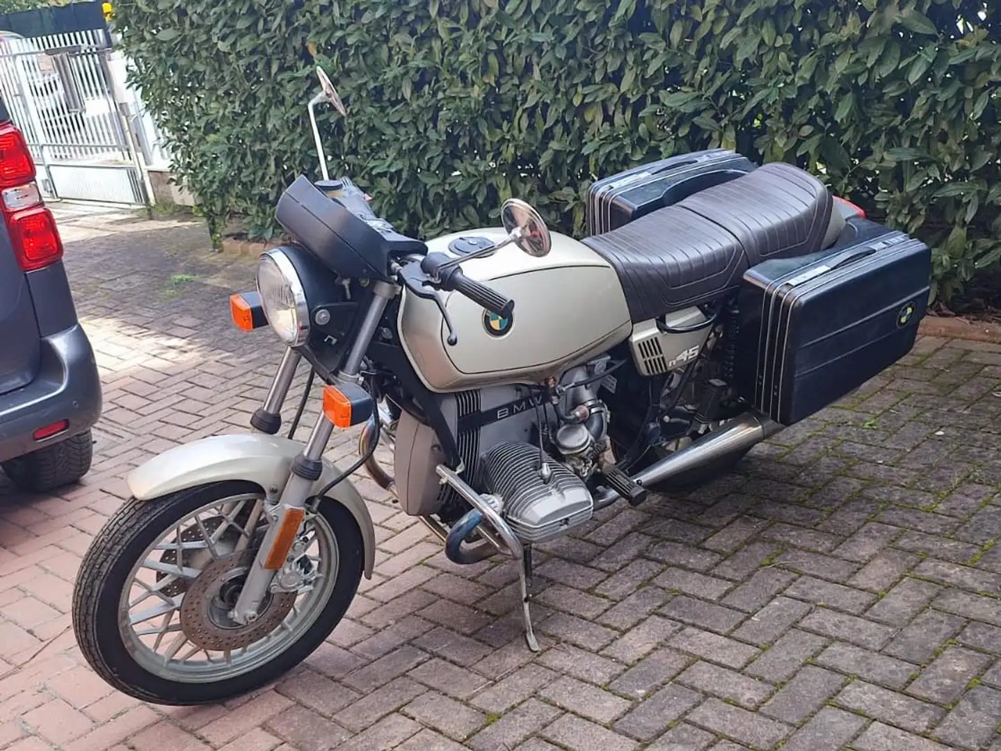 BMW R 45 Bej - 1