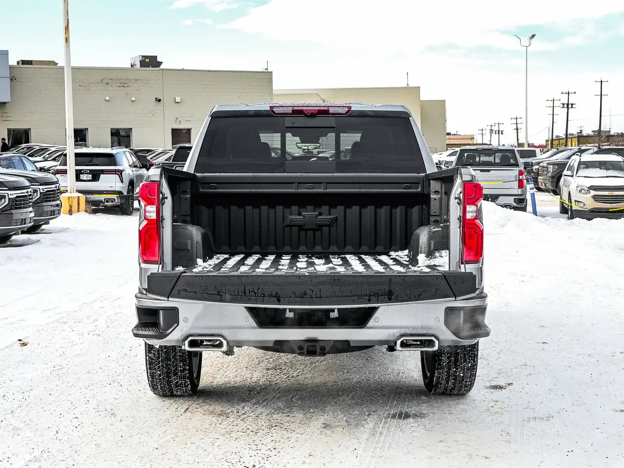 Chevrolet Silverado 1500 снимка Chevrolet Silverado 1500