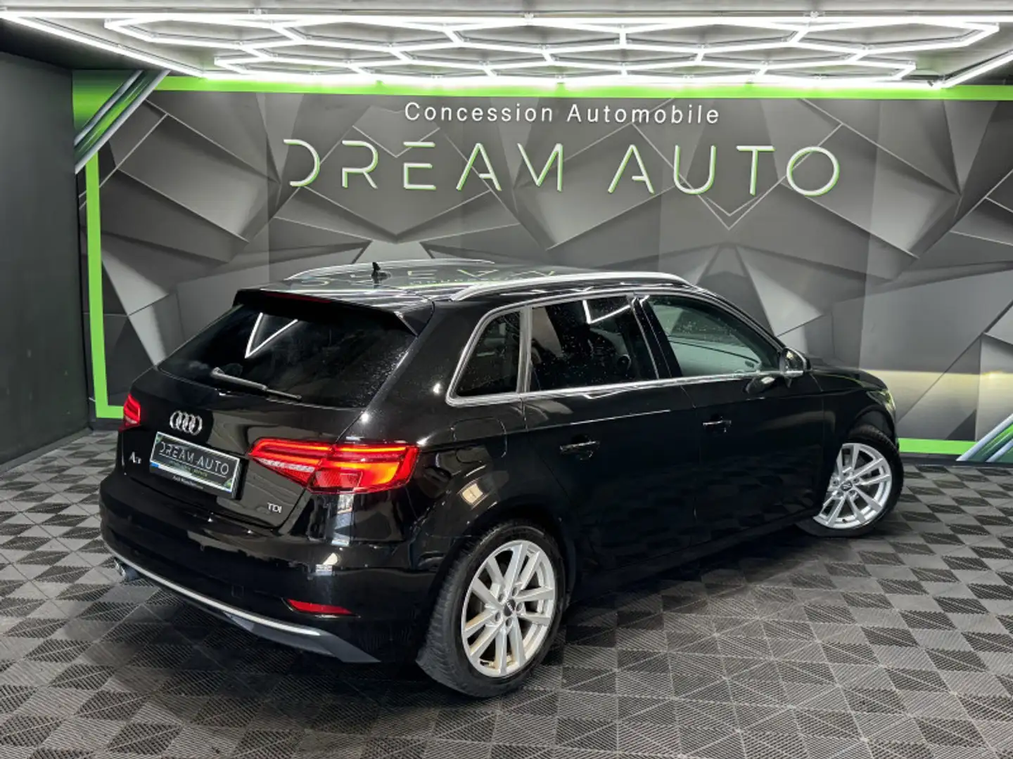 Audi A3 2.0 TDI 150CH SPORT S TRONIC 7 Noir - 2
