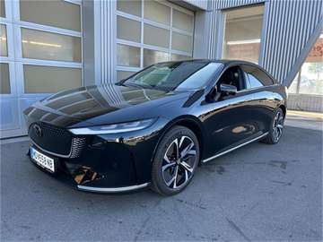 68,8kWh SR Takumi Vollelektrisch