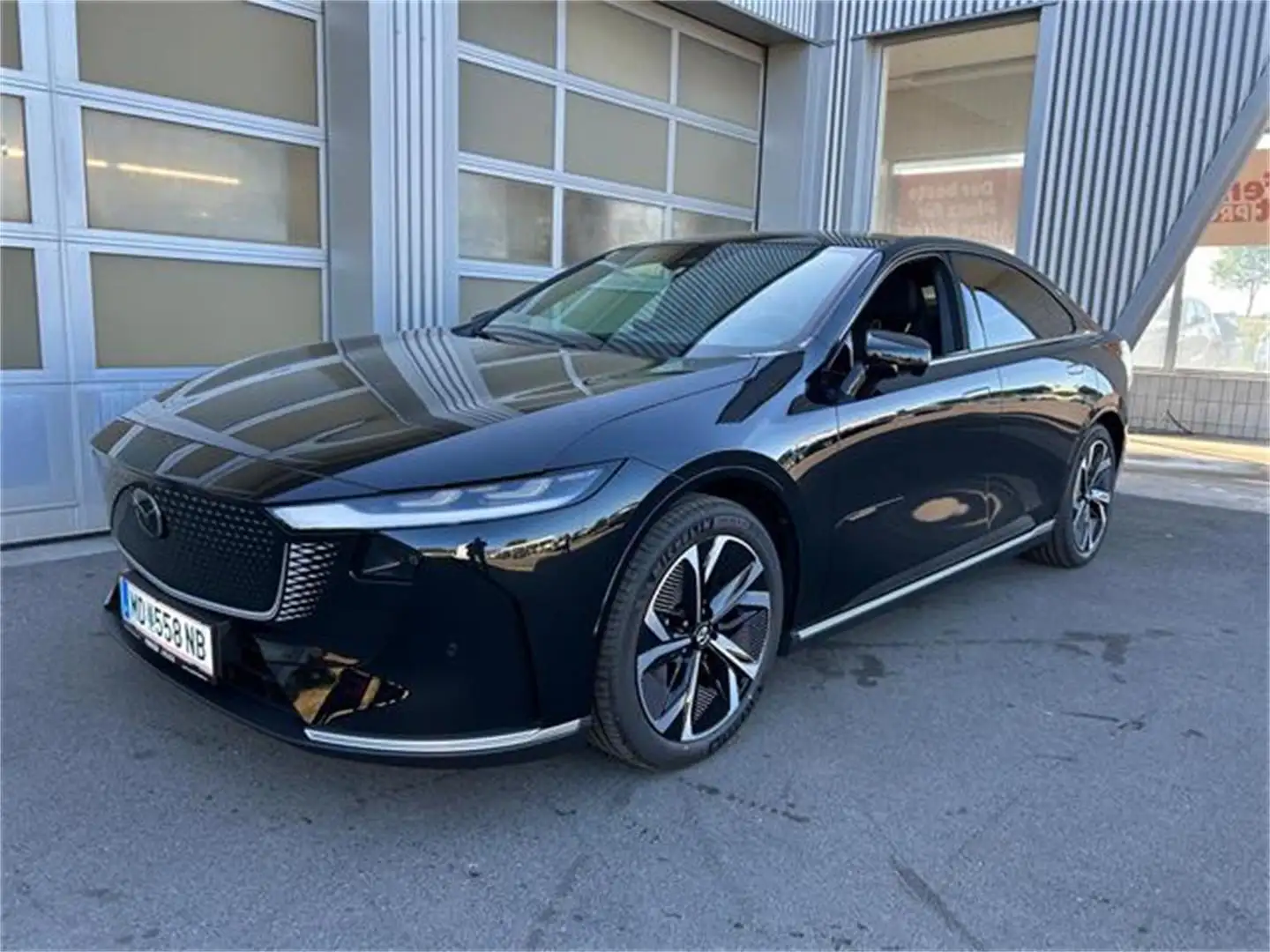 Mazda 6e 68,8kWh SR Takumi Vollelektrisch Schwarz - 1