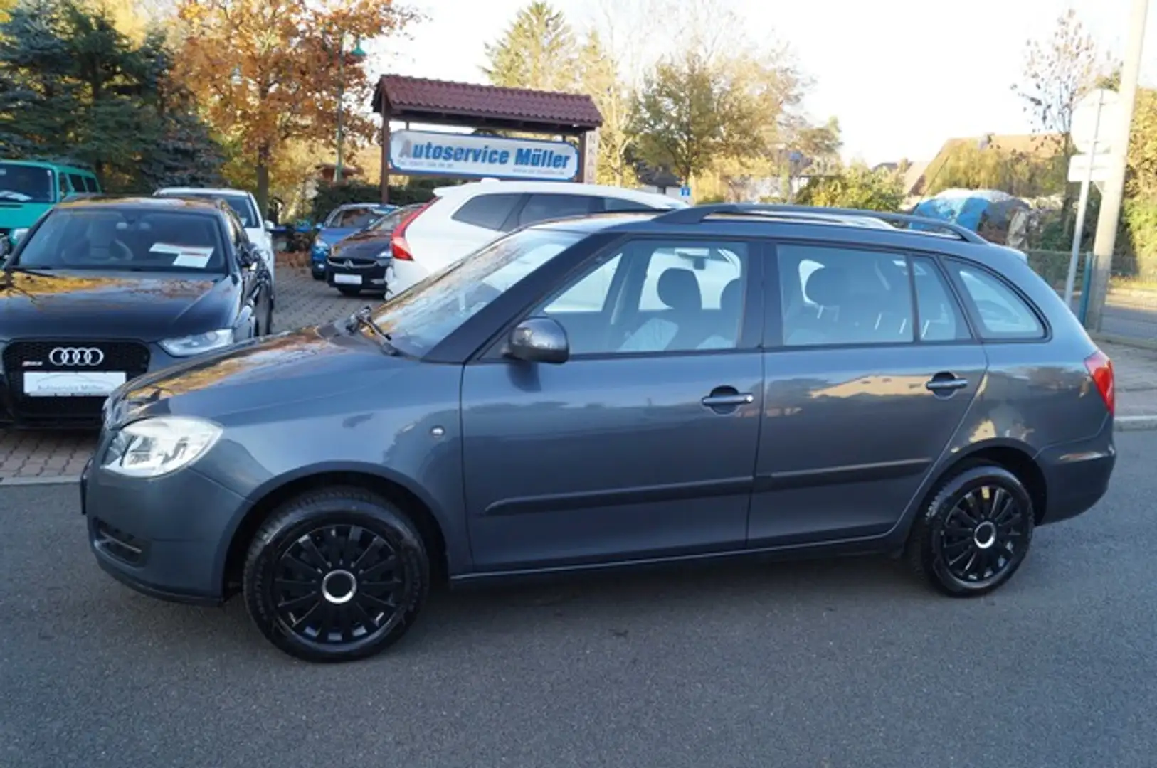 Skoda Fabia Combi 1,4i - 63kw Klimatr.-WR-70848 km uvm Noir - 2