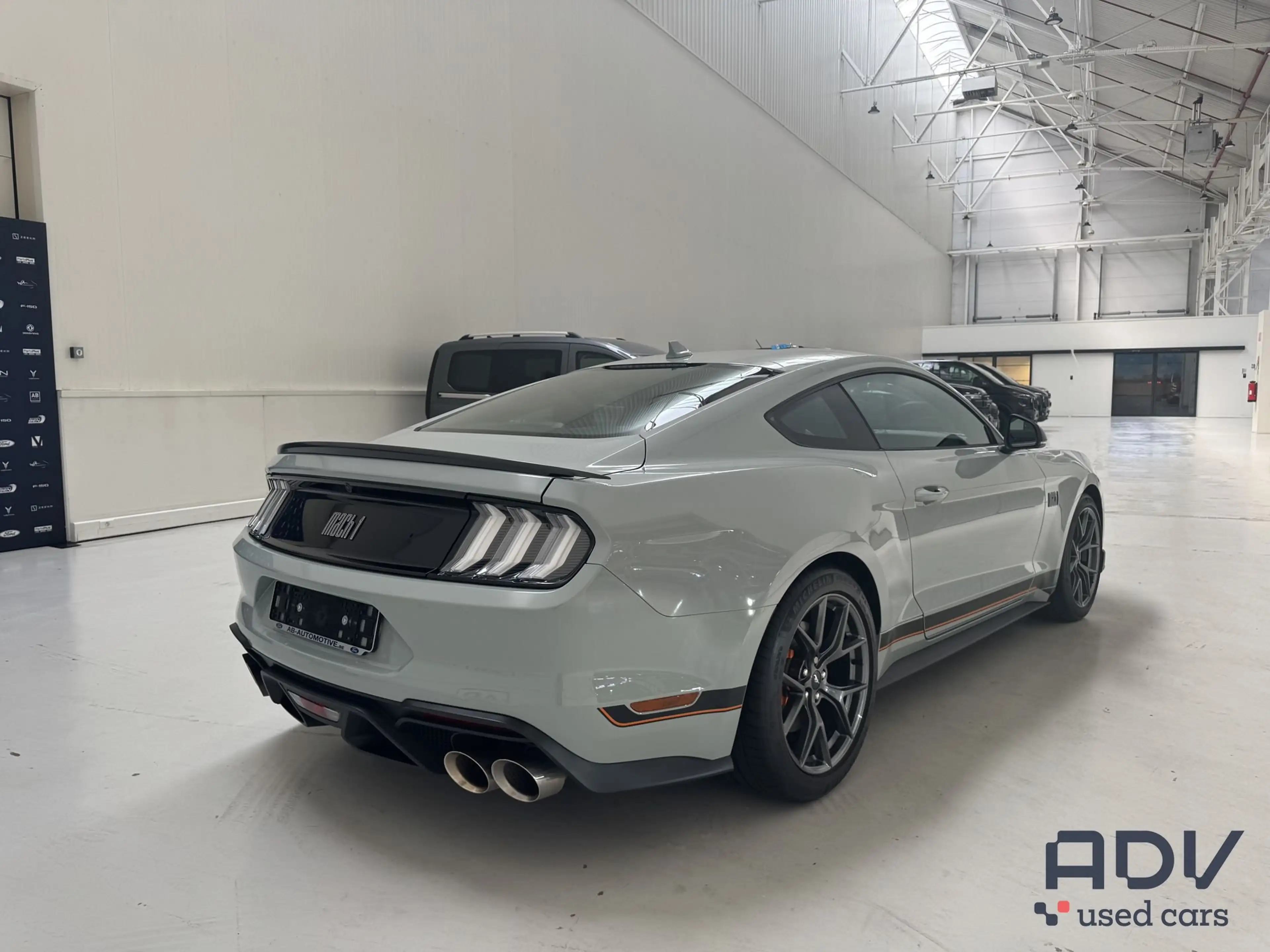 Ford Mustang 5.0 V8 - Mach 1 - Recaro Seats - Manual!! — photo 6