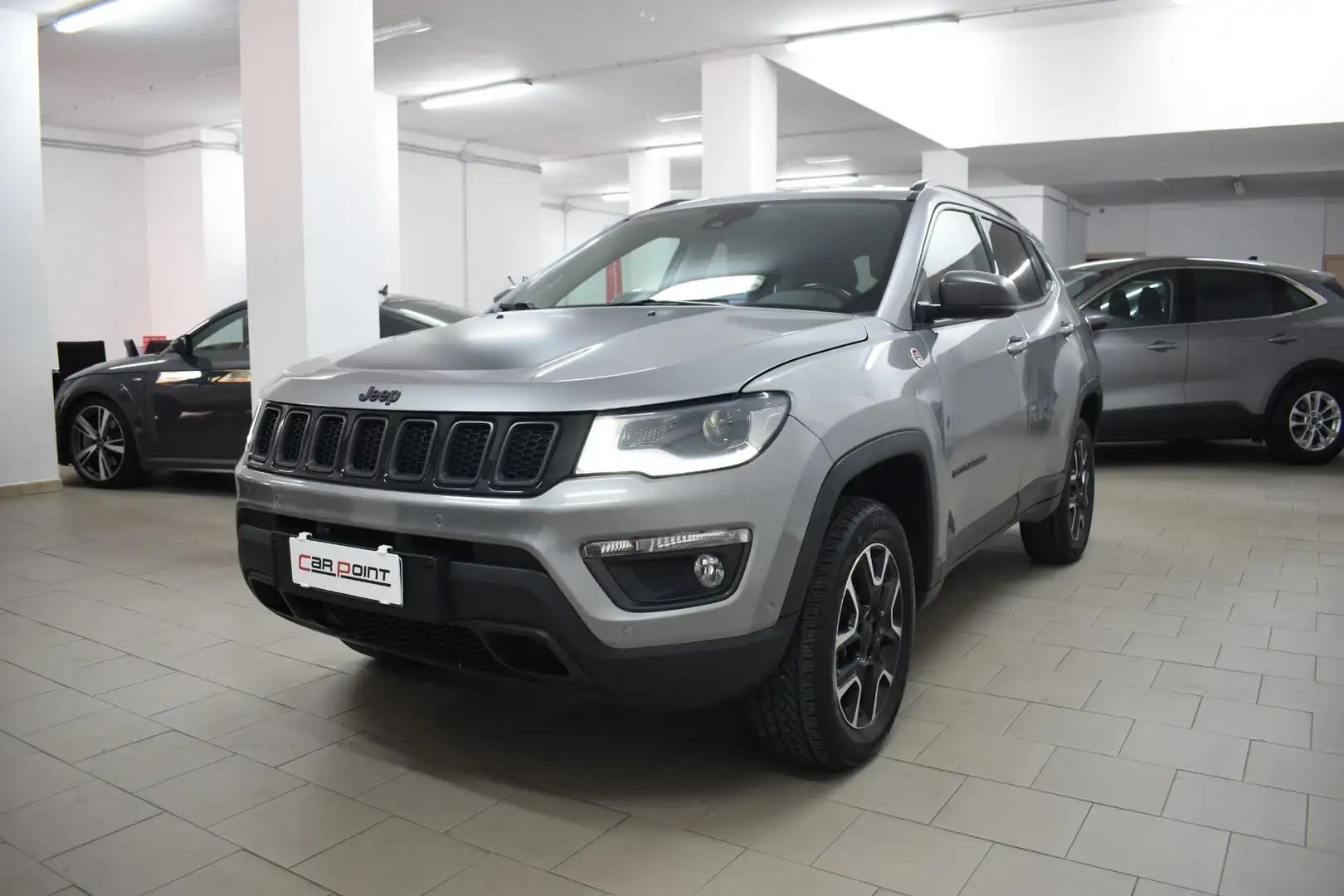 Jeep Compass 2.0 Multijet II 170 aut. 4WD Trailhawk Grigio - 2