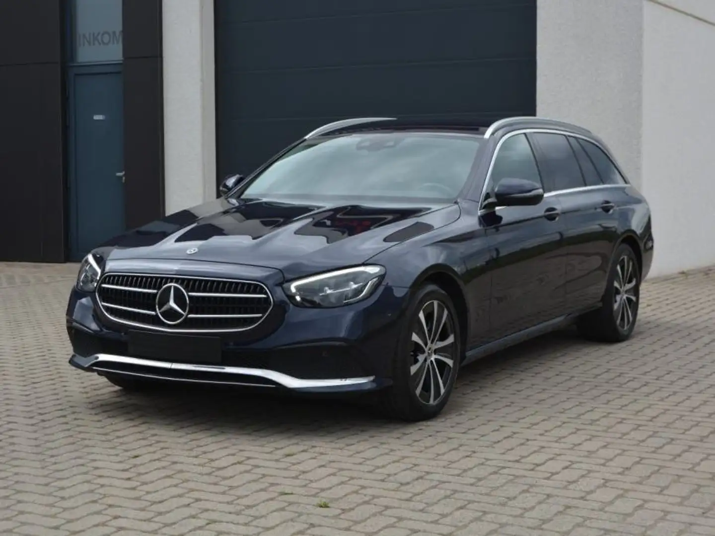 Mercedes-Benz E 300 e 320PK Plug-In Hybride Camera/Led/Widescreen/HUD Bleu - 1