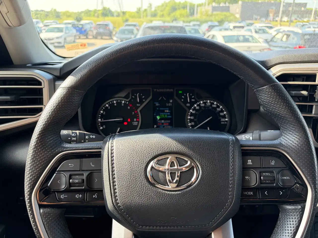 Toyota Tundra fotografie Toyota Tundra