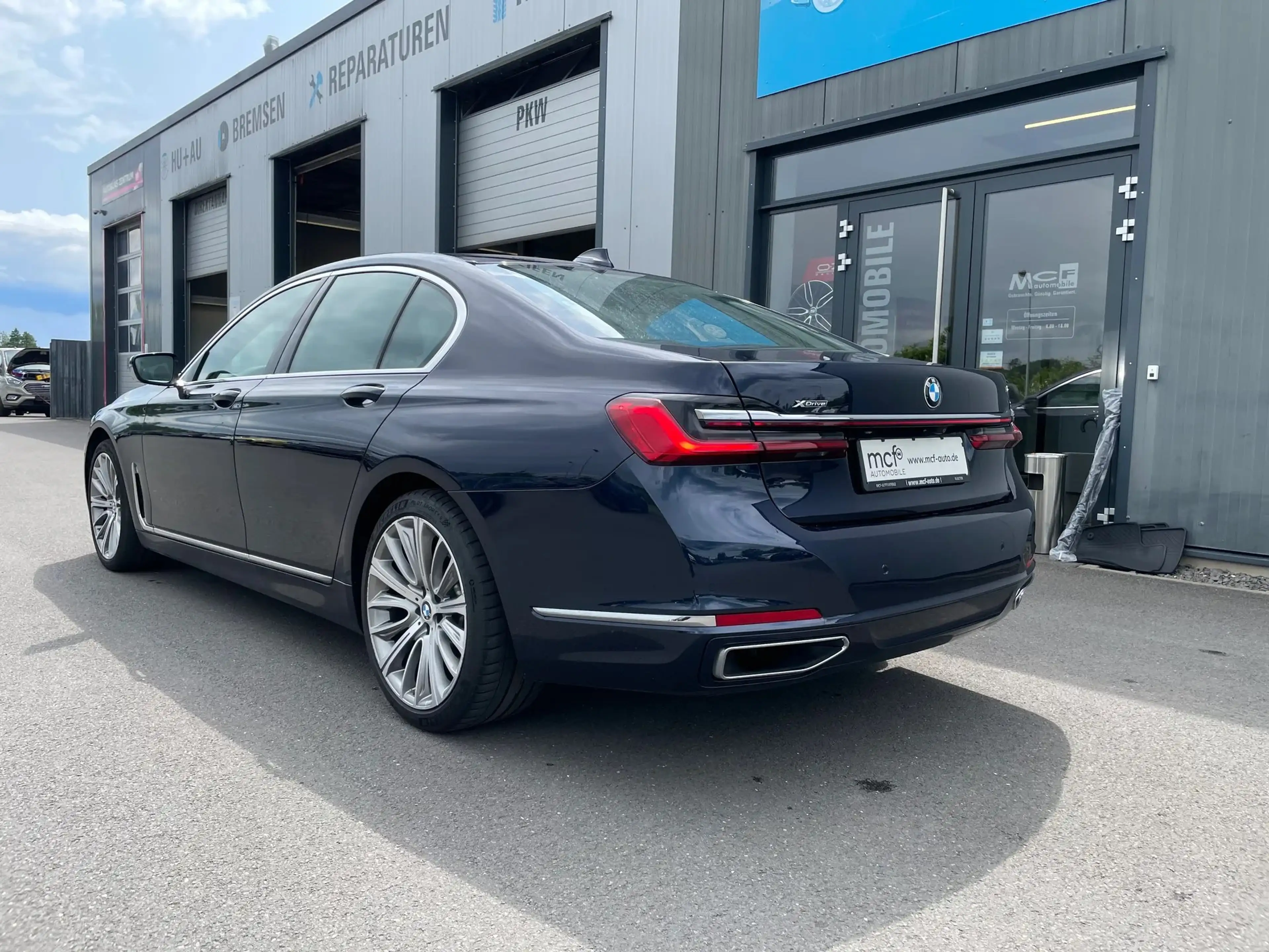BMW 740 740d xDrive*Laser*Massage*20 Zoll*360°*Standh.* — photo 6