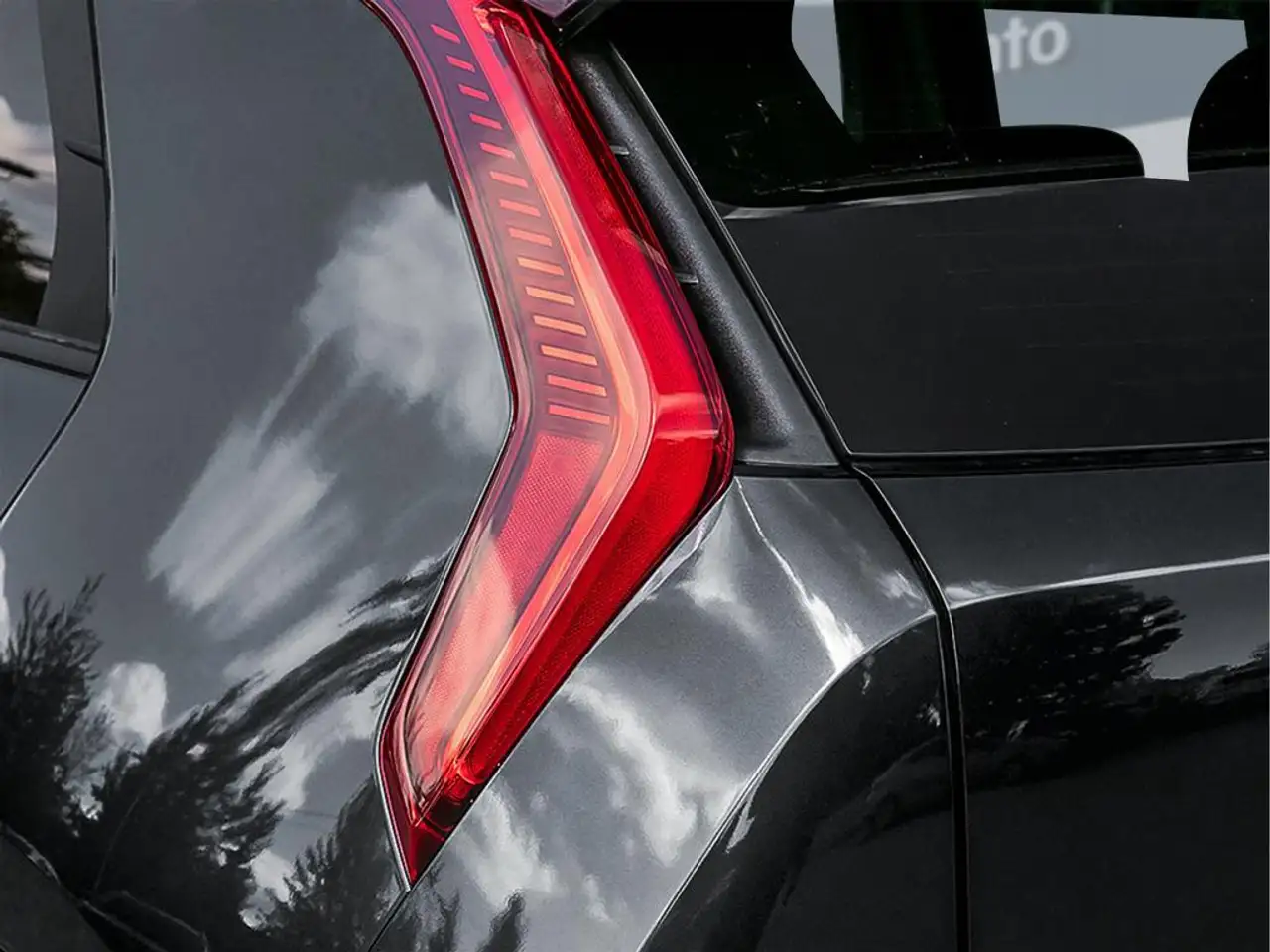 Kia Niro снимка Kia Niro