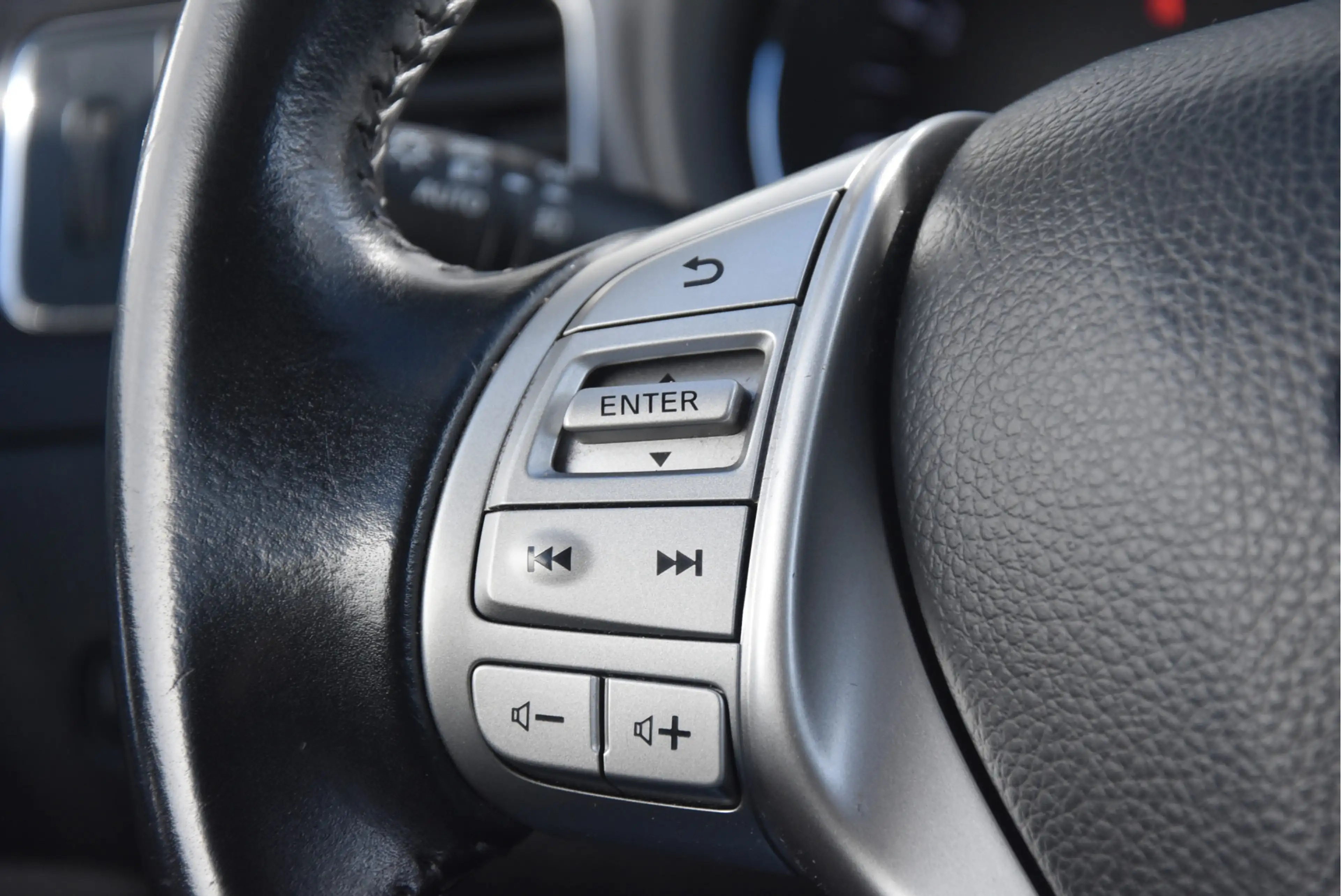 Nissan Pulsar 1.2 DIG-T N-Connecta — photo 7