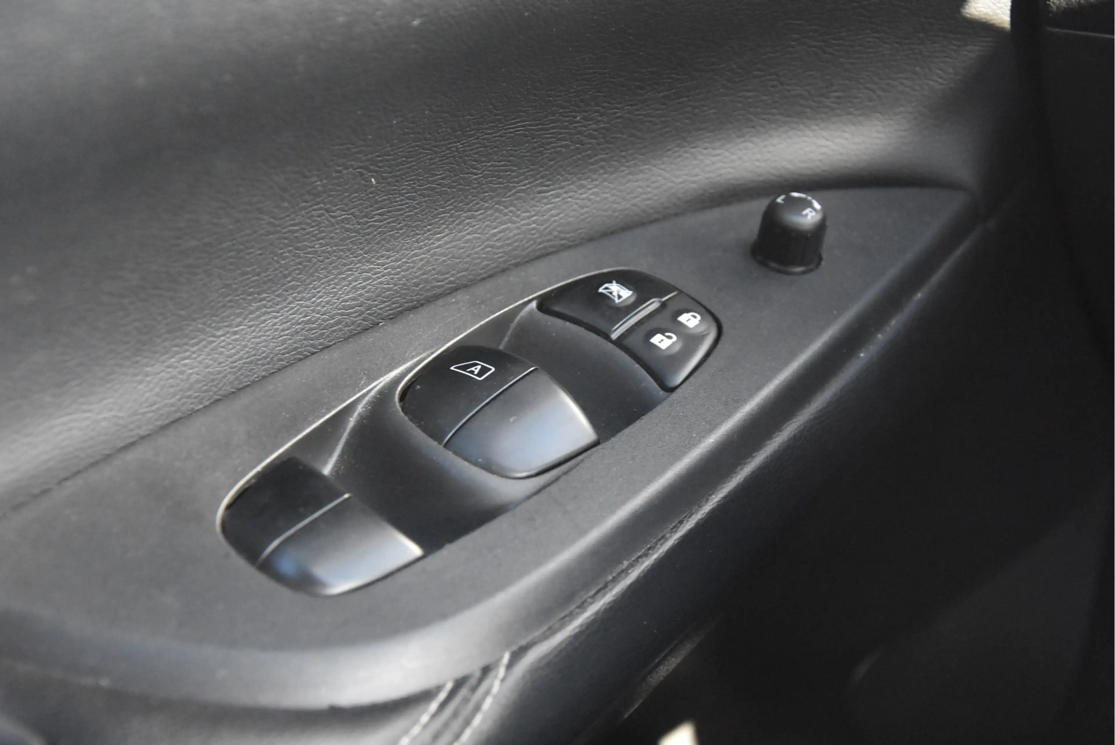 Nissan Pulsar 1.2 DIG-T N-Connecta — photo 8