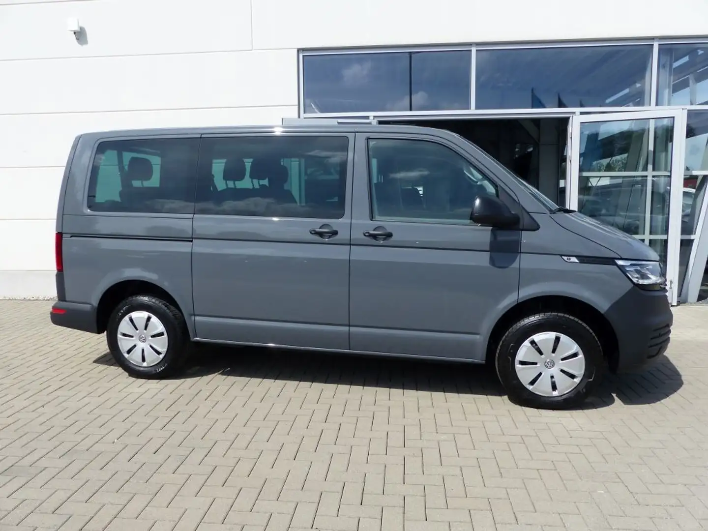 Volkswagen T6.1 Kombi 2.0 TDI KR *AHK*LED*PDC* Šedá - 2