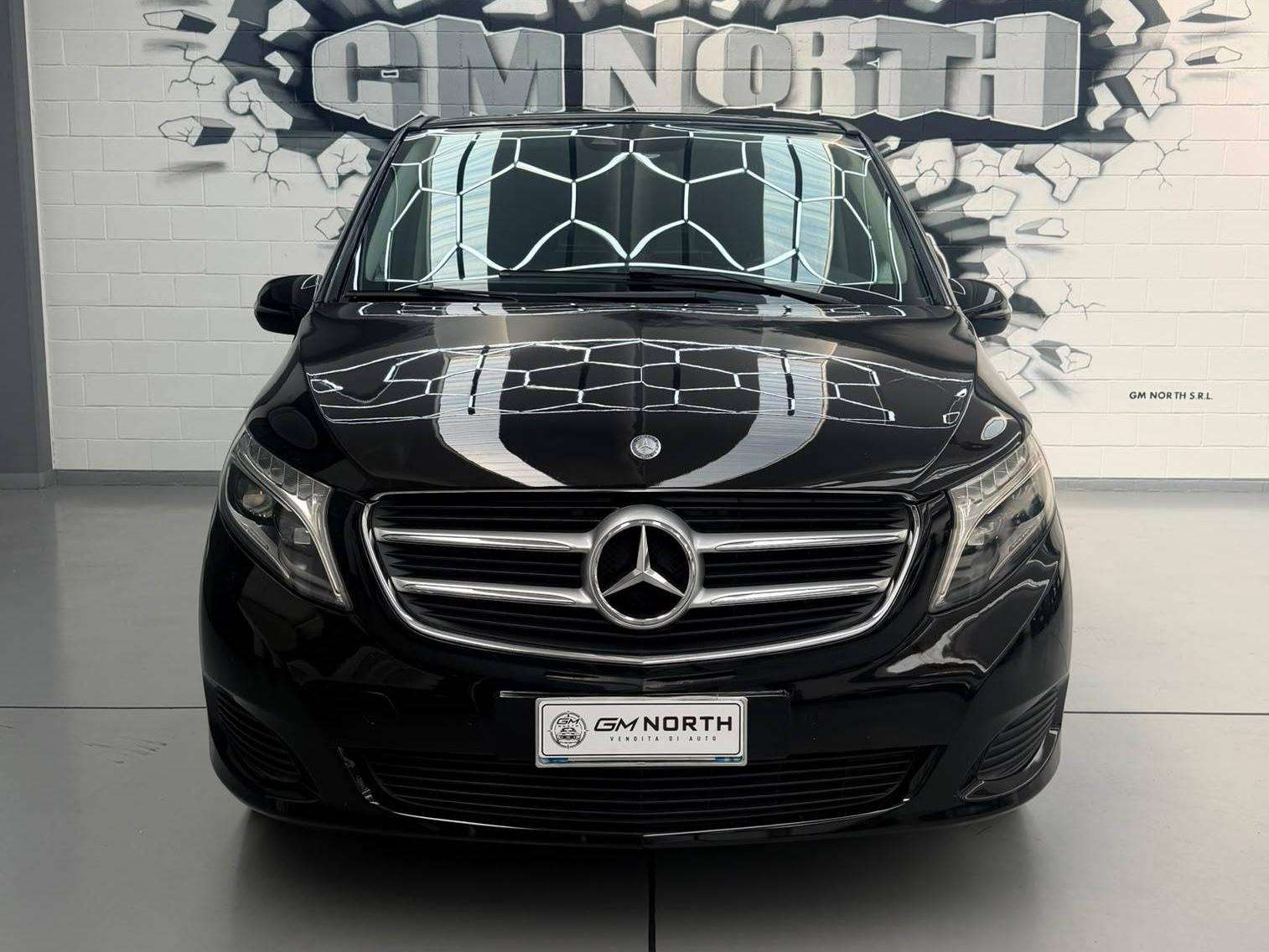 Mercedes-Benz V
