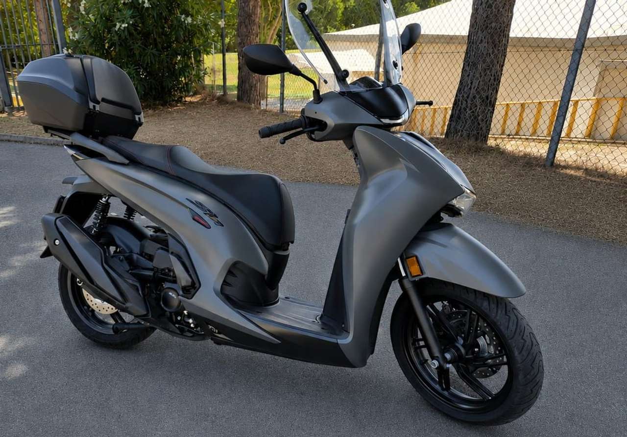 Honda SH 350i SPORT