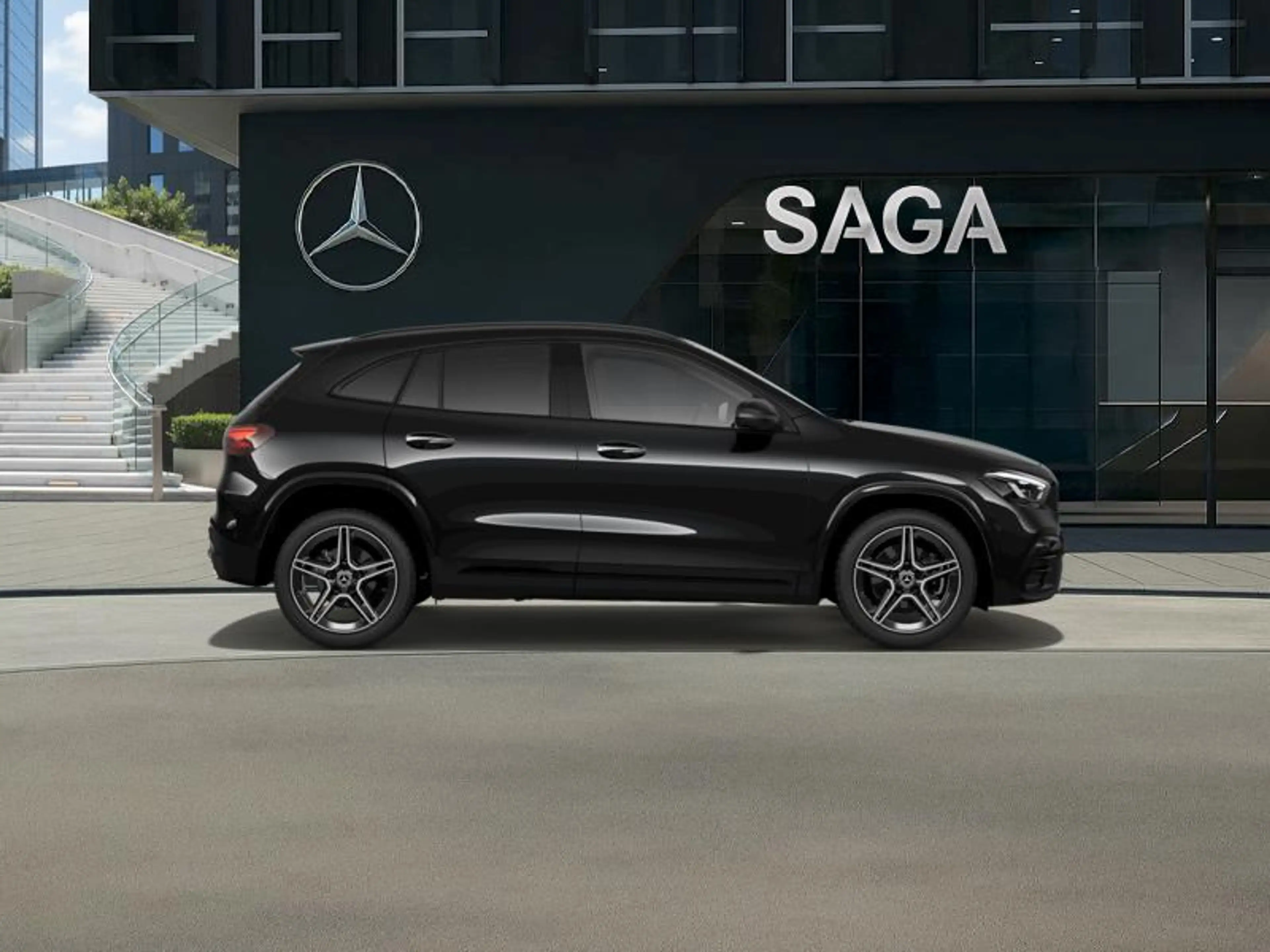 Mercedes-Benz GLA 180 — photo 3
