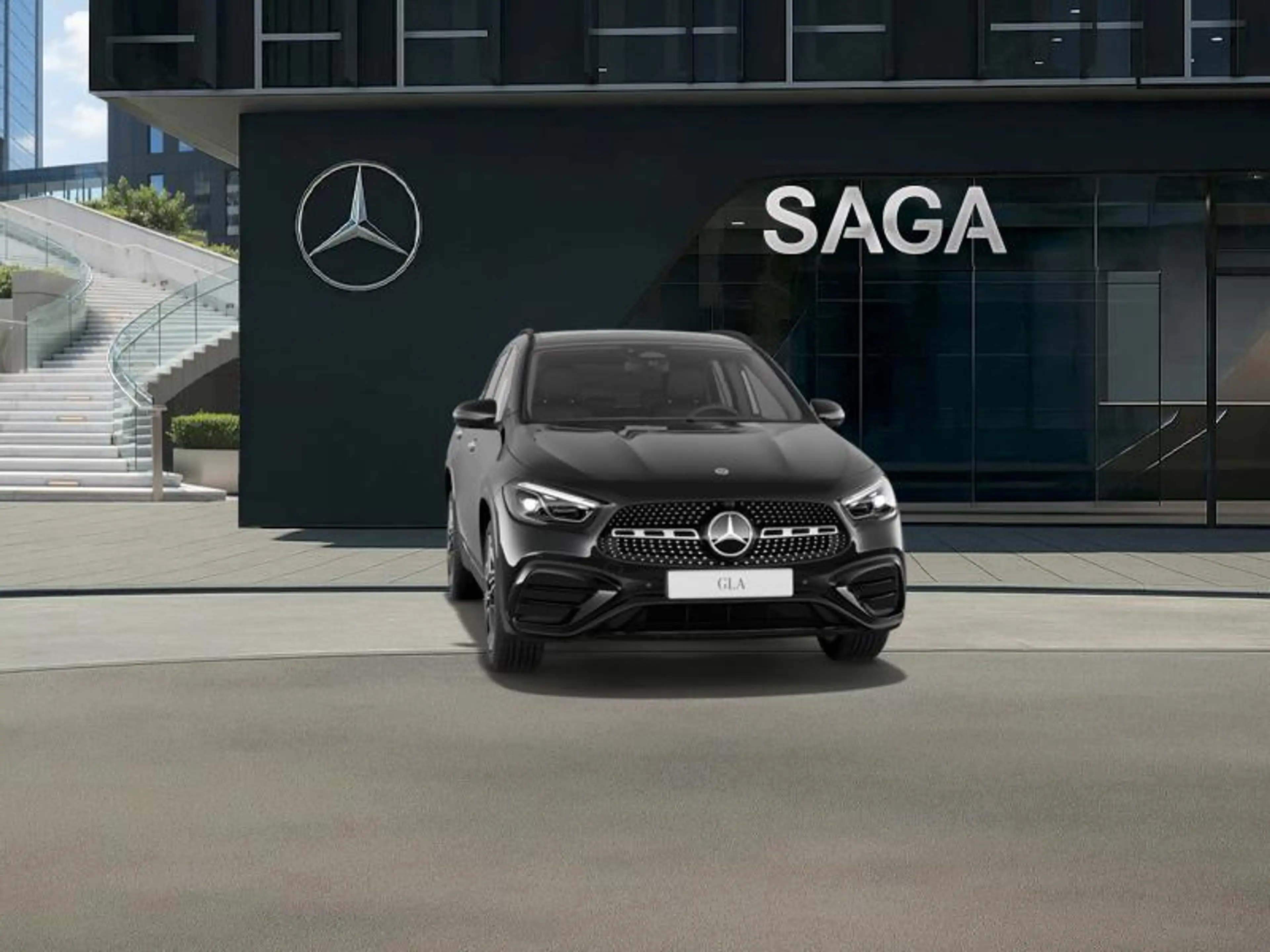 Mercedes-Benz GLA 180 — photo 11