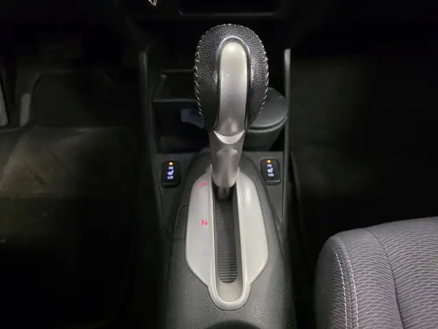 Honda Insight view 25