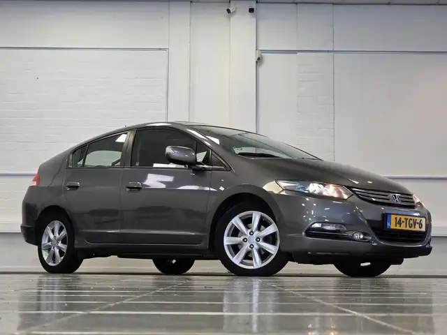 Honda Insight view 2