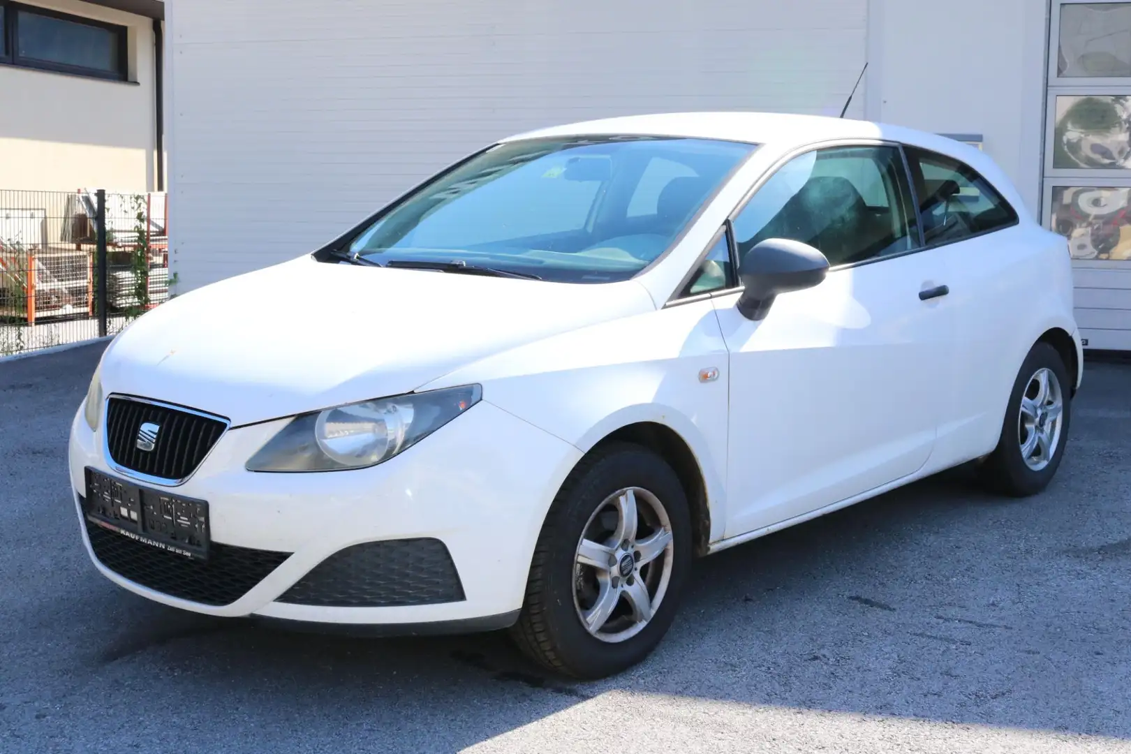 SEAT Ibiza SportCoupé 1,2 Weiß - 1