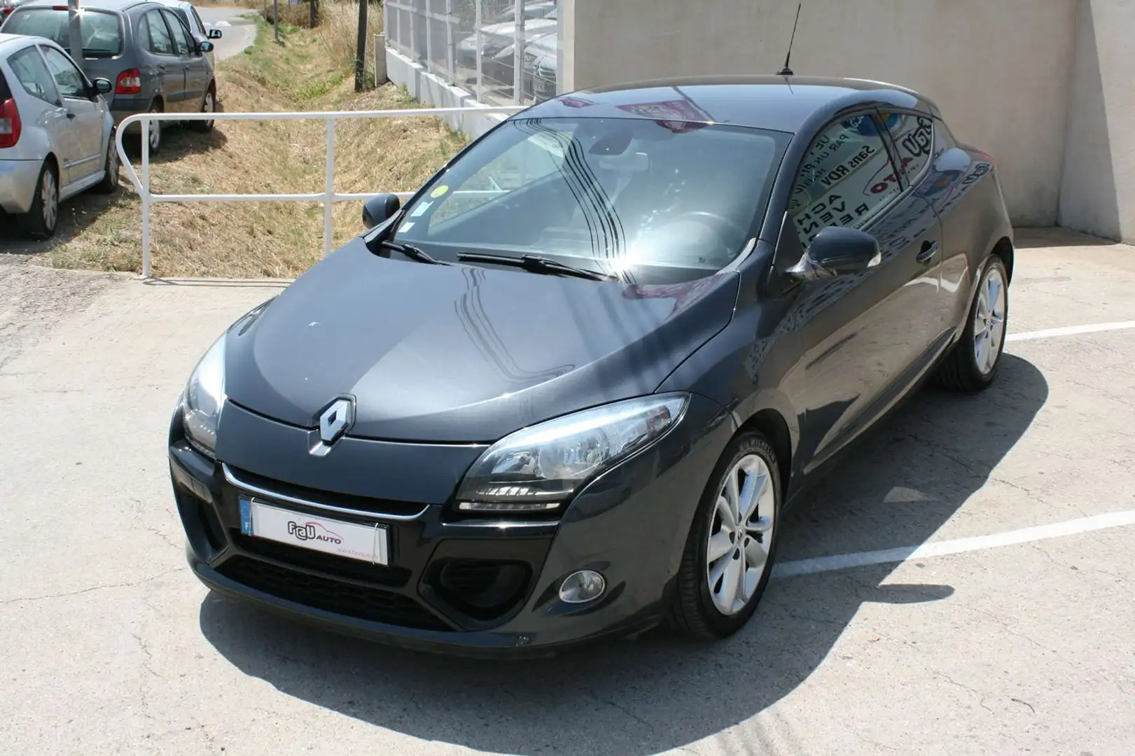 Renault Megane 1.6 DCI 130CH ENERGY FAP INTENS ECO² Gris - 2